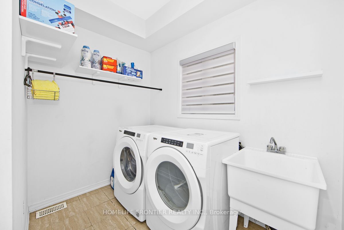 18 Hopkins Crescent Property Photo 16
