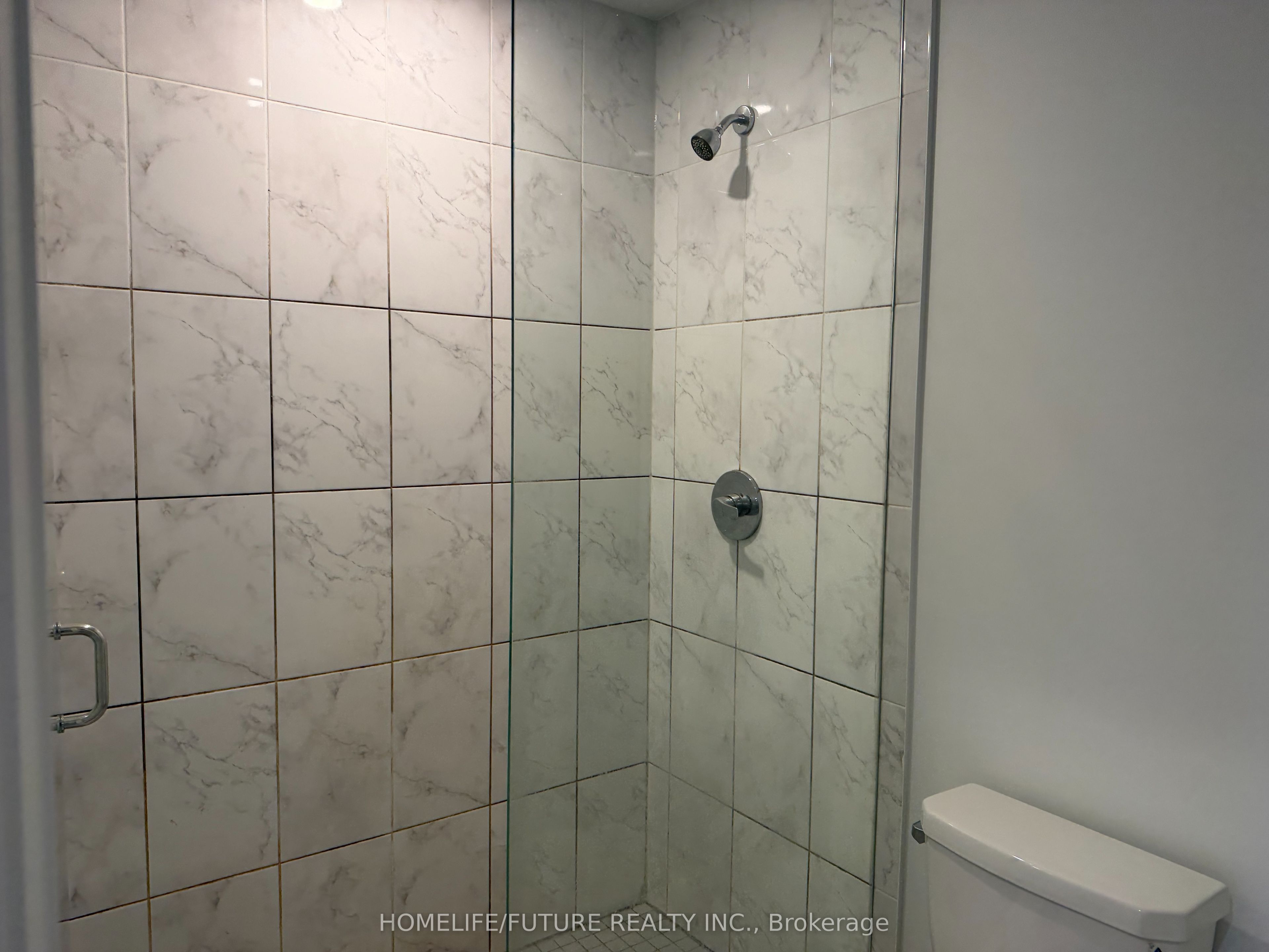 52 Coles Avenue E-1002 Property Photo 10