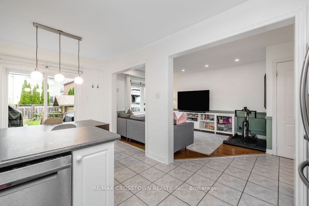76 Breeze Drive Property Photo 12