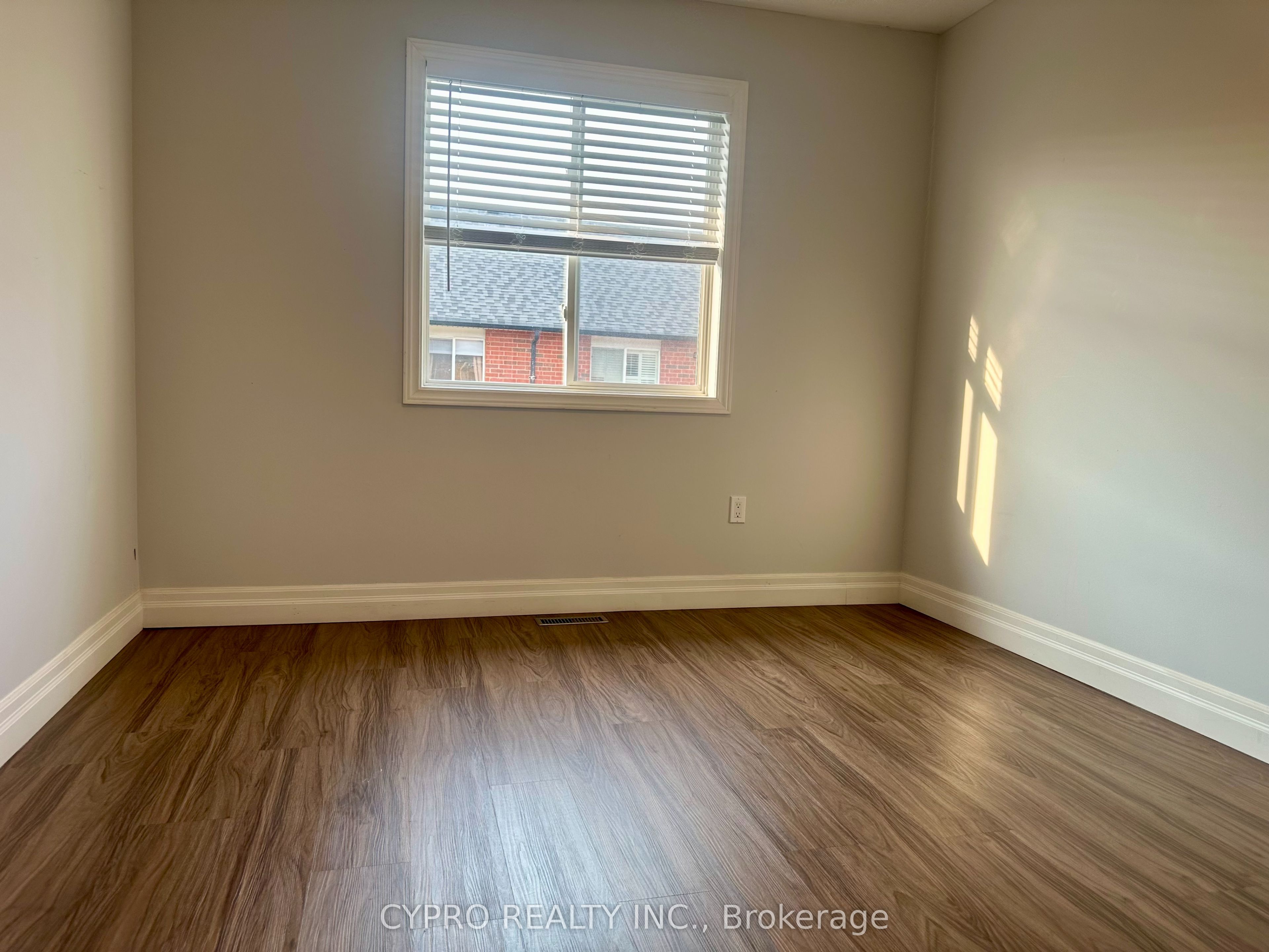 141 King William Crescent Property Photo 19
