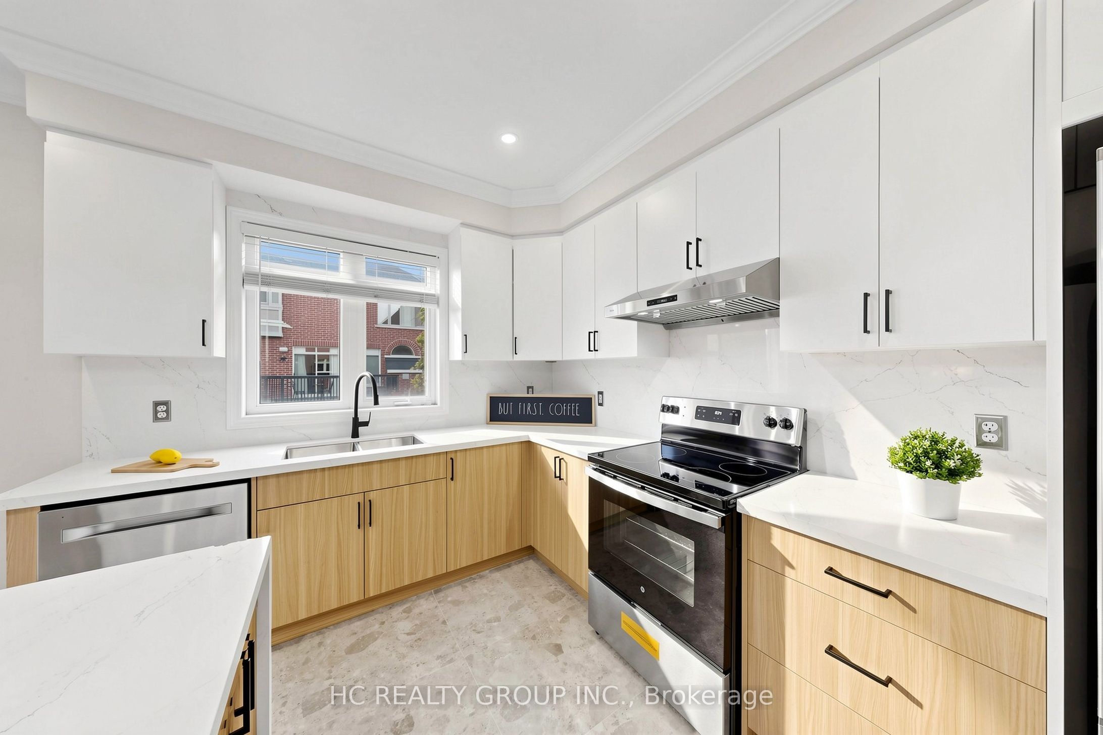 43 Randolph Drive Property Photo 16