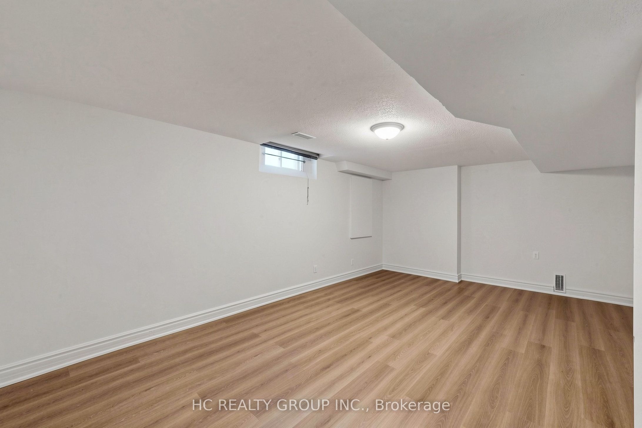 43 Randolph Drive Property Photo 44