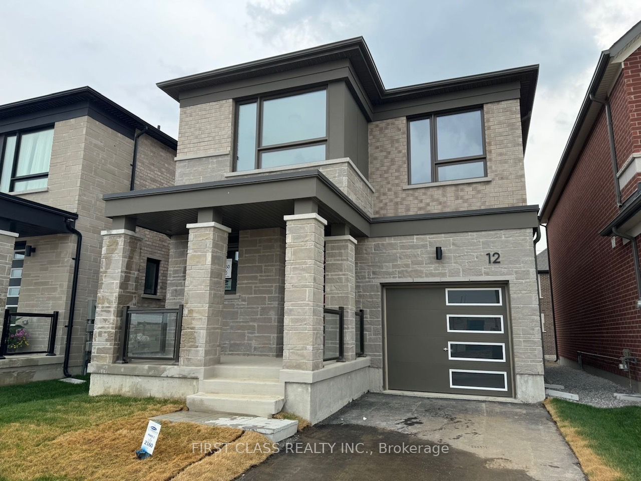 12 Sweet Pear Street Property Photo 1