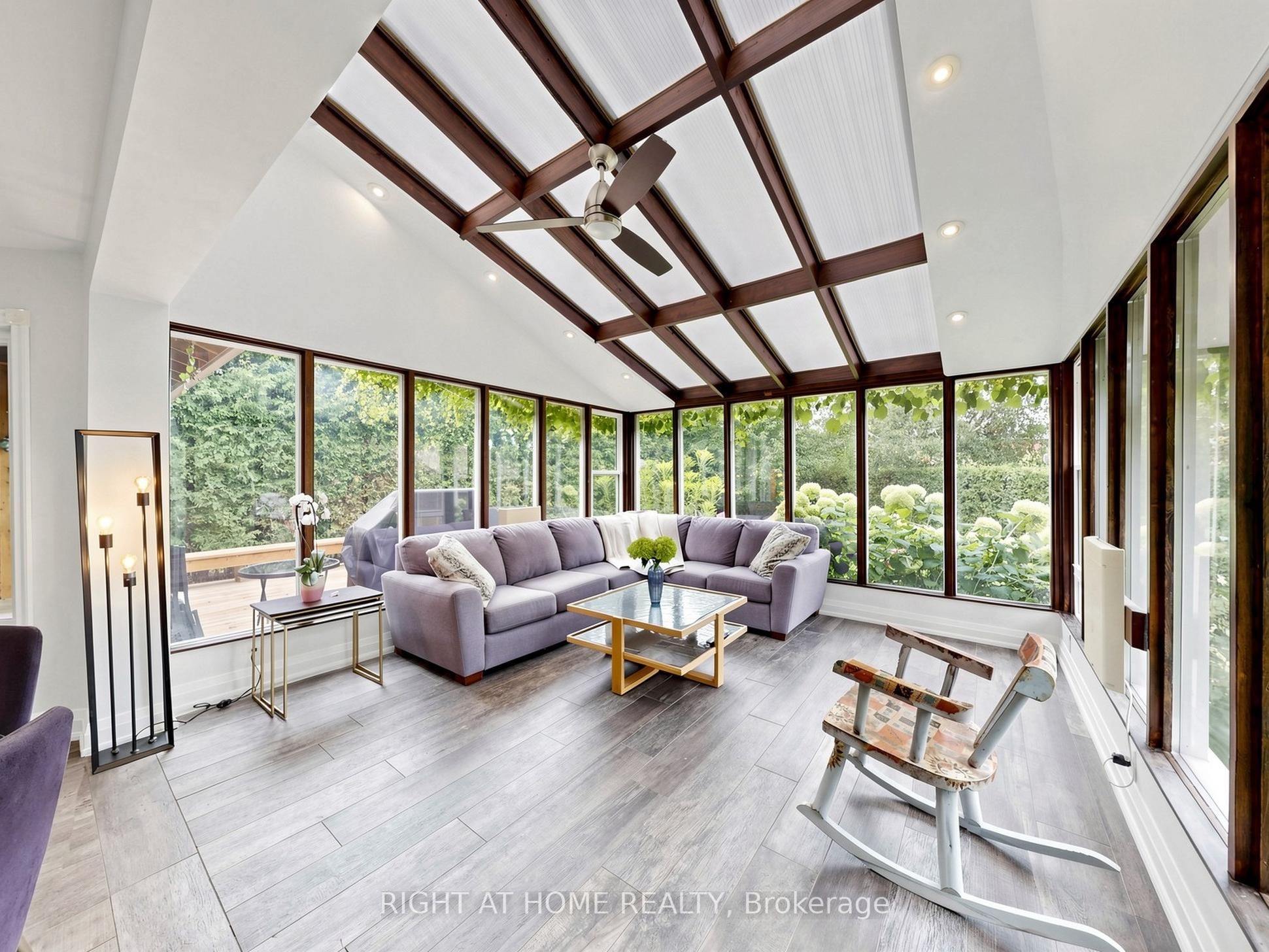 43 Topham Crescent Property Photo 14