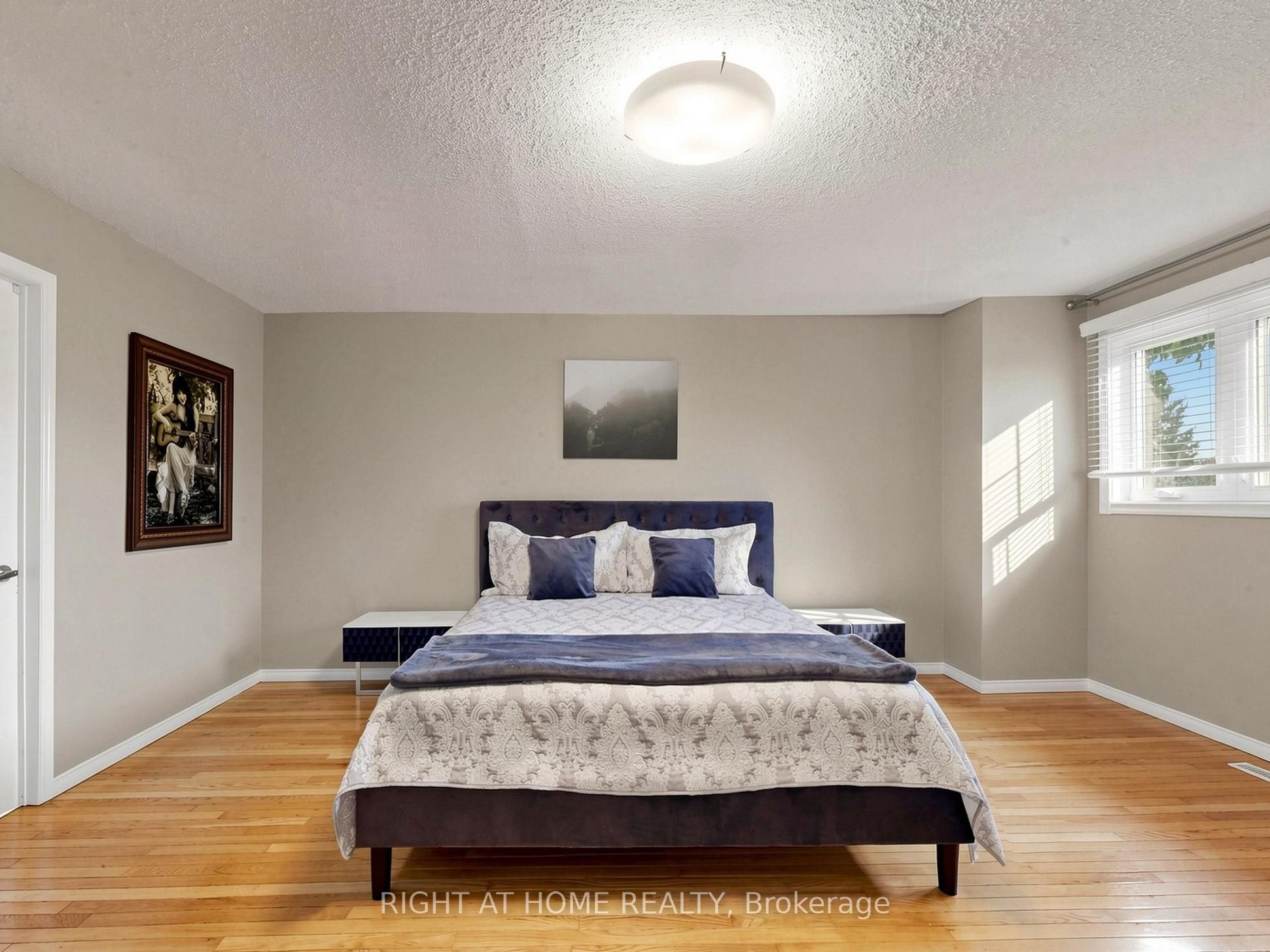 43 Topham Crescent Property Photo 23