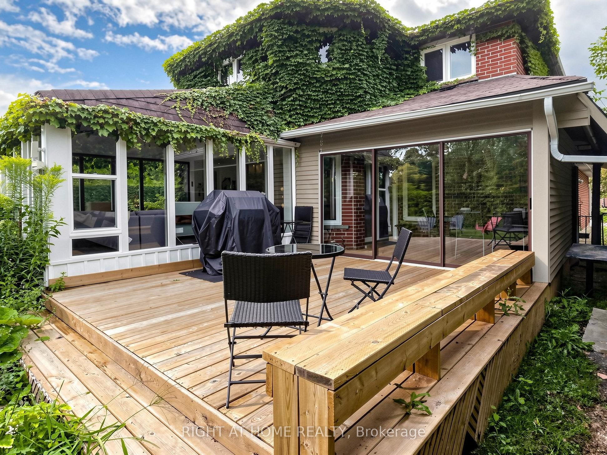 43 Topham Crescent Property Photo 45