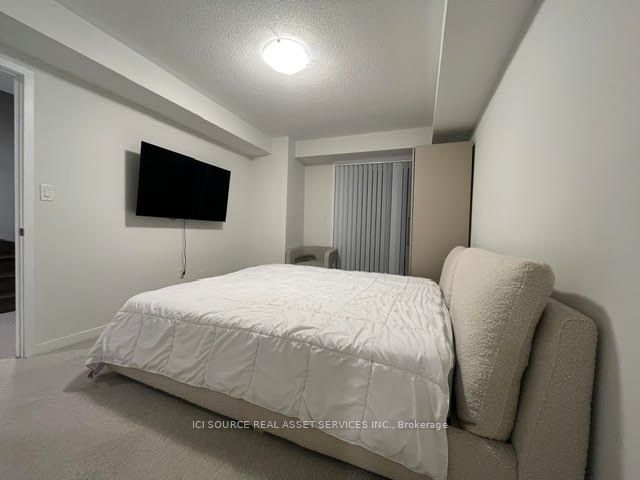131 Honeycrisp Crescent 230 Property Photo 11