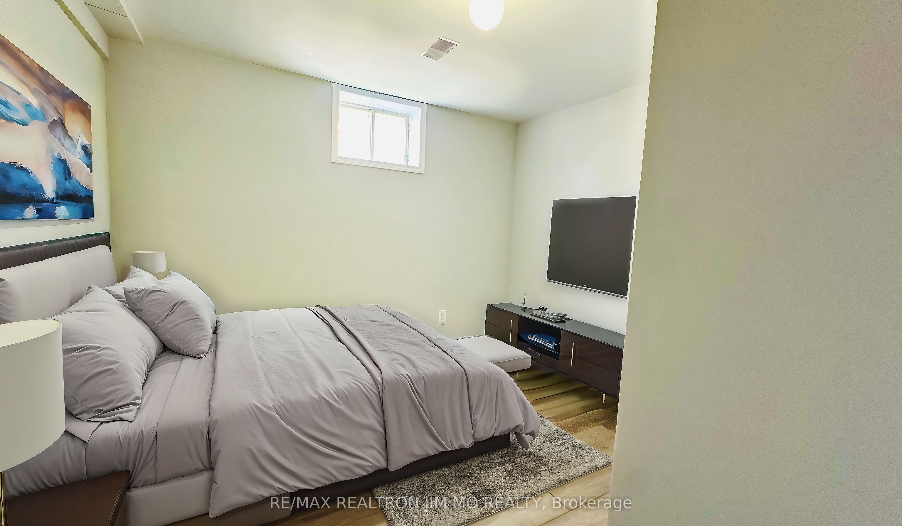 288 Parkwood Avenue Lower Property Photo 7