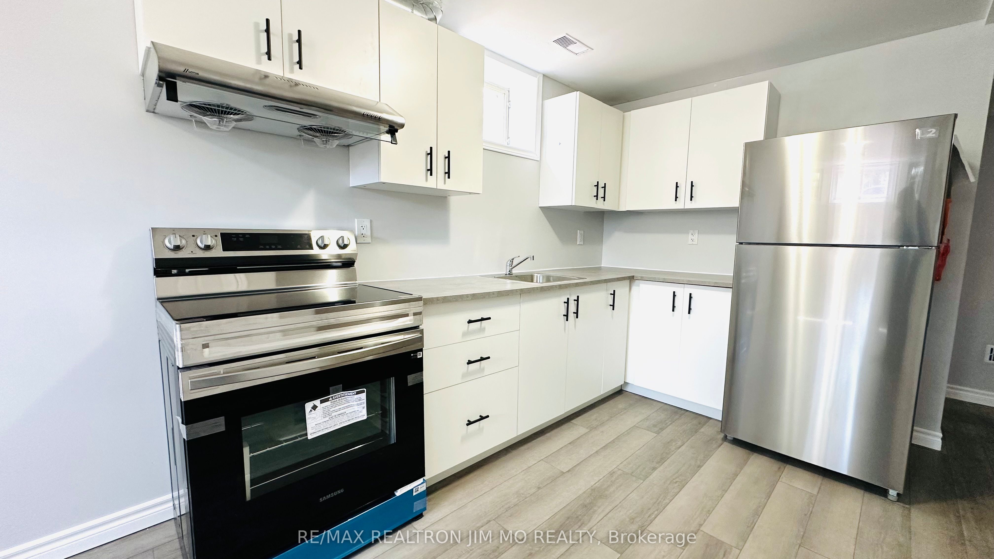 288 Parkwood Avenue Lower Property Photo 10