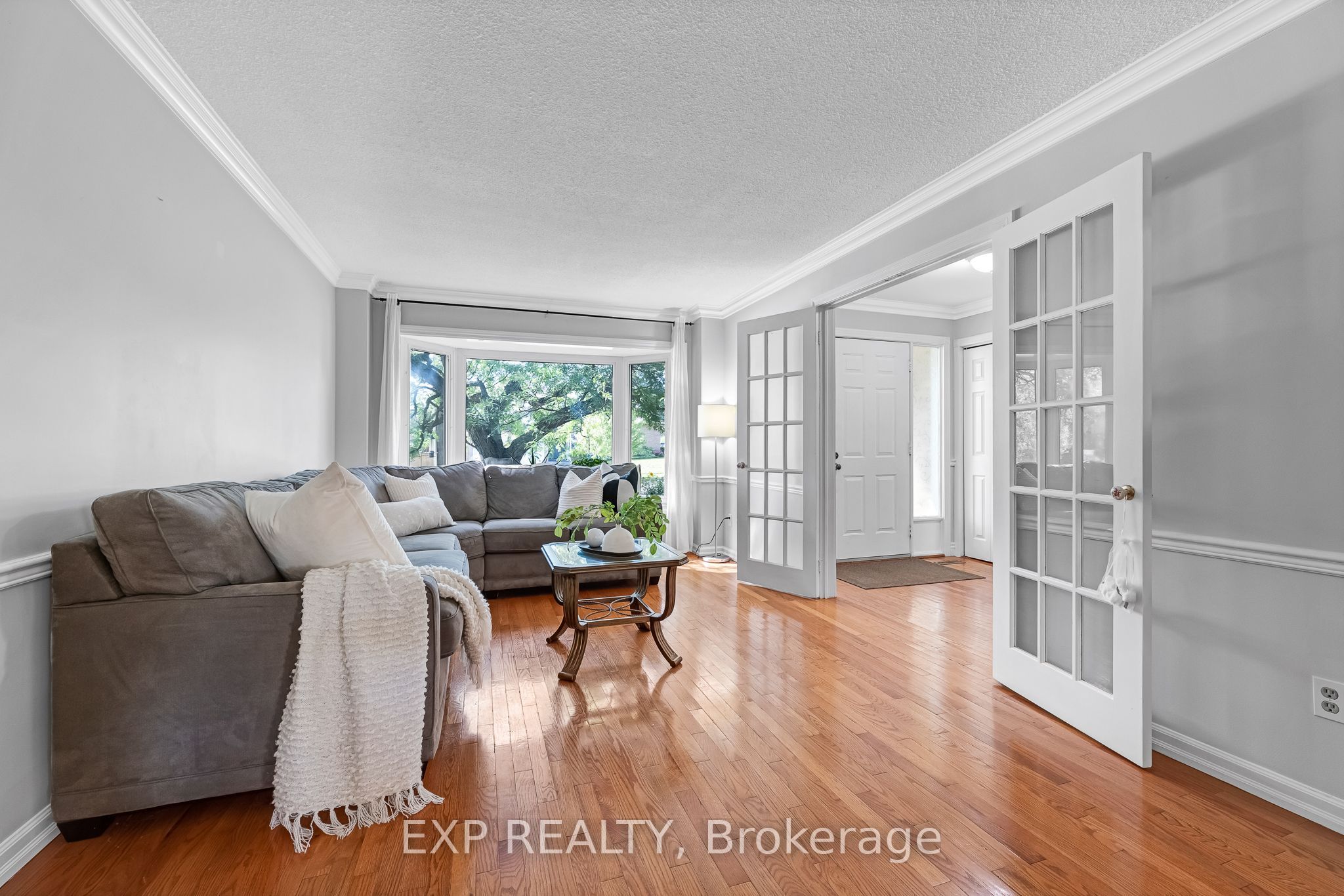 515 London Road Property Photo 6
