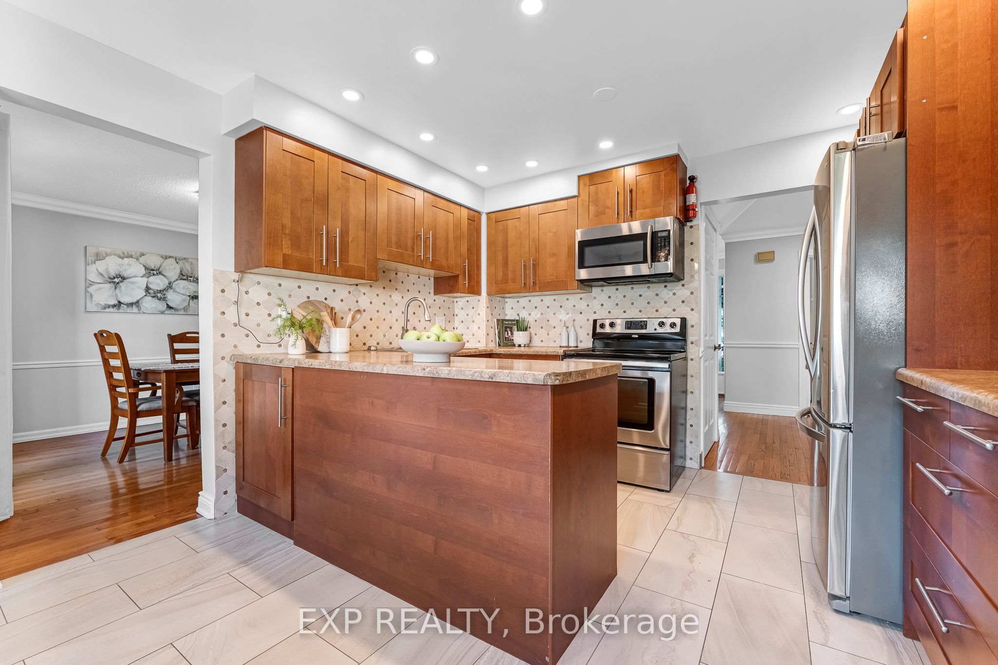 515 London Road Property Photo 10