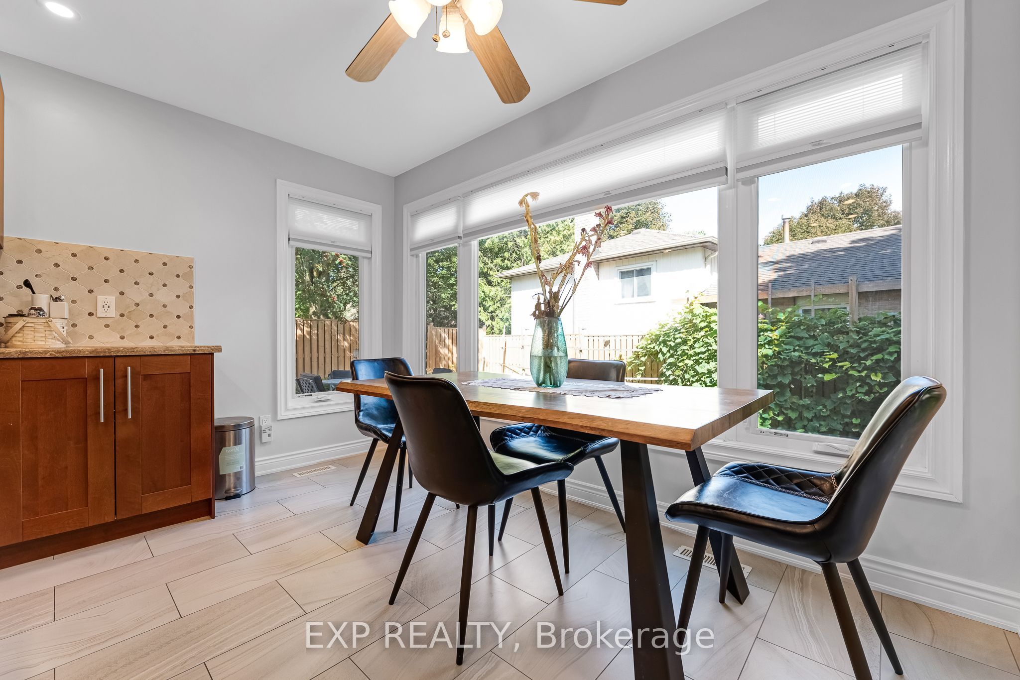 515 London Road Property Photo 15