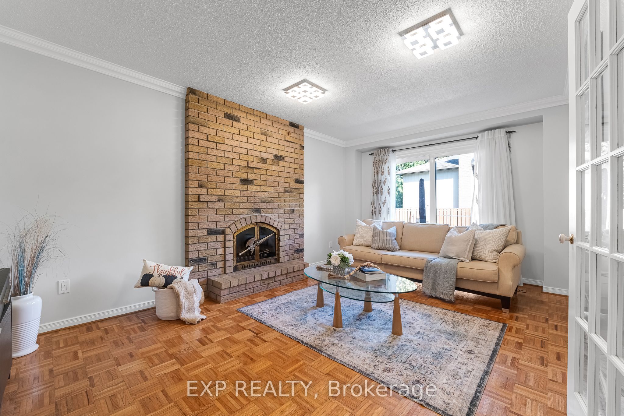 515 London Road Property Photo 17