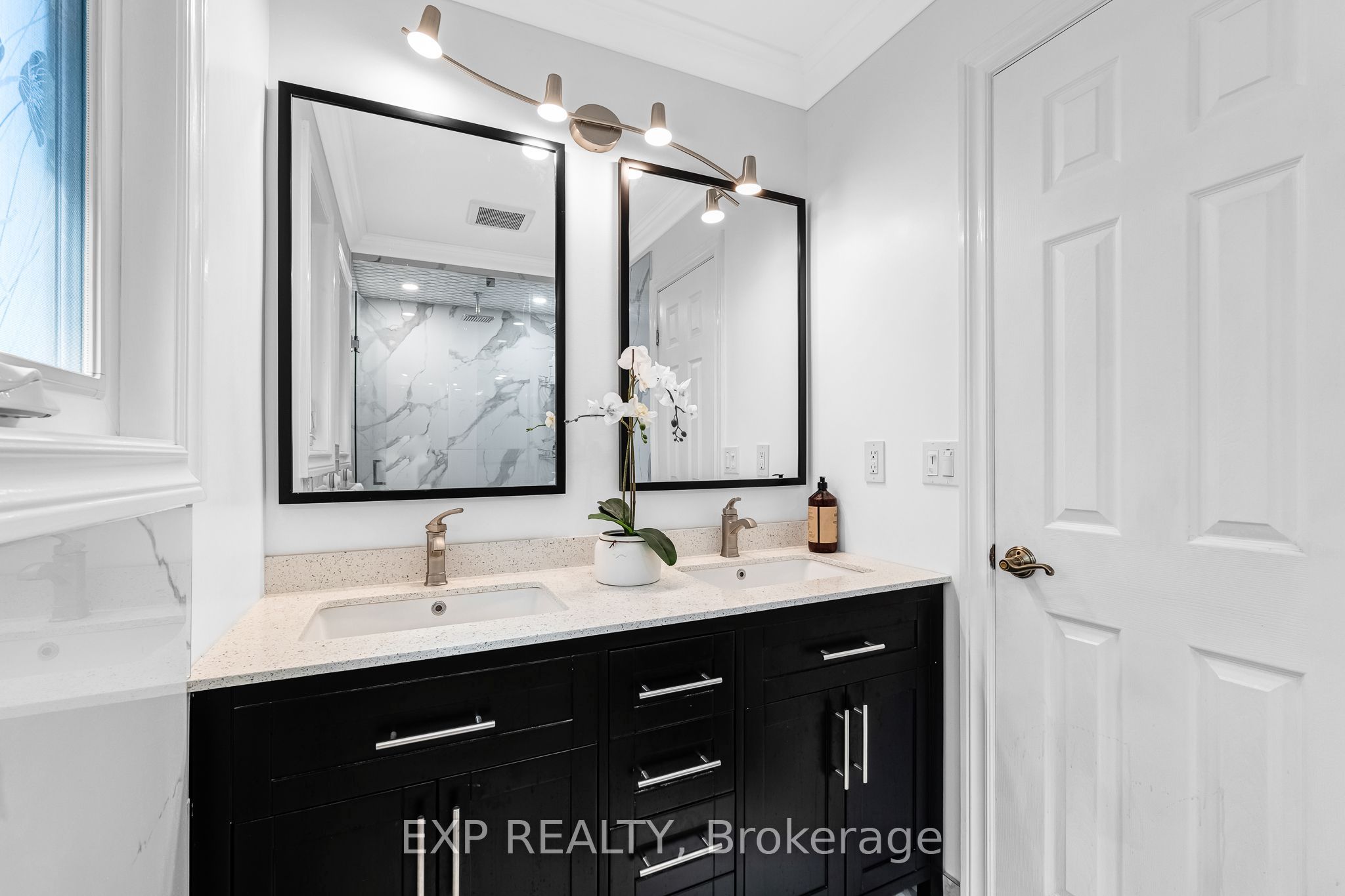515 London Road Property Photo 28