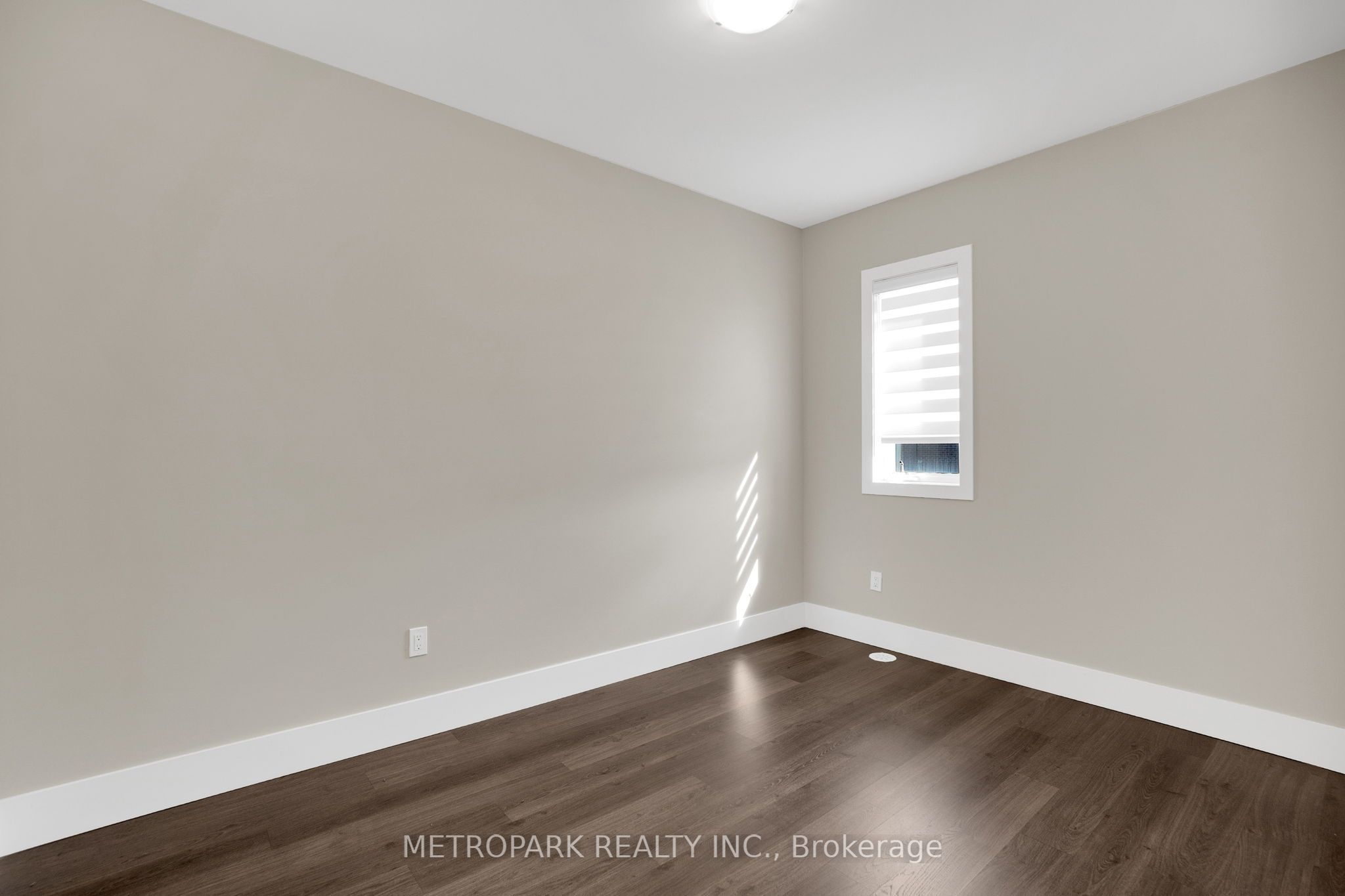 187 Sydney Circle Property Photo 12