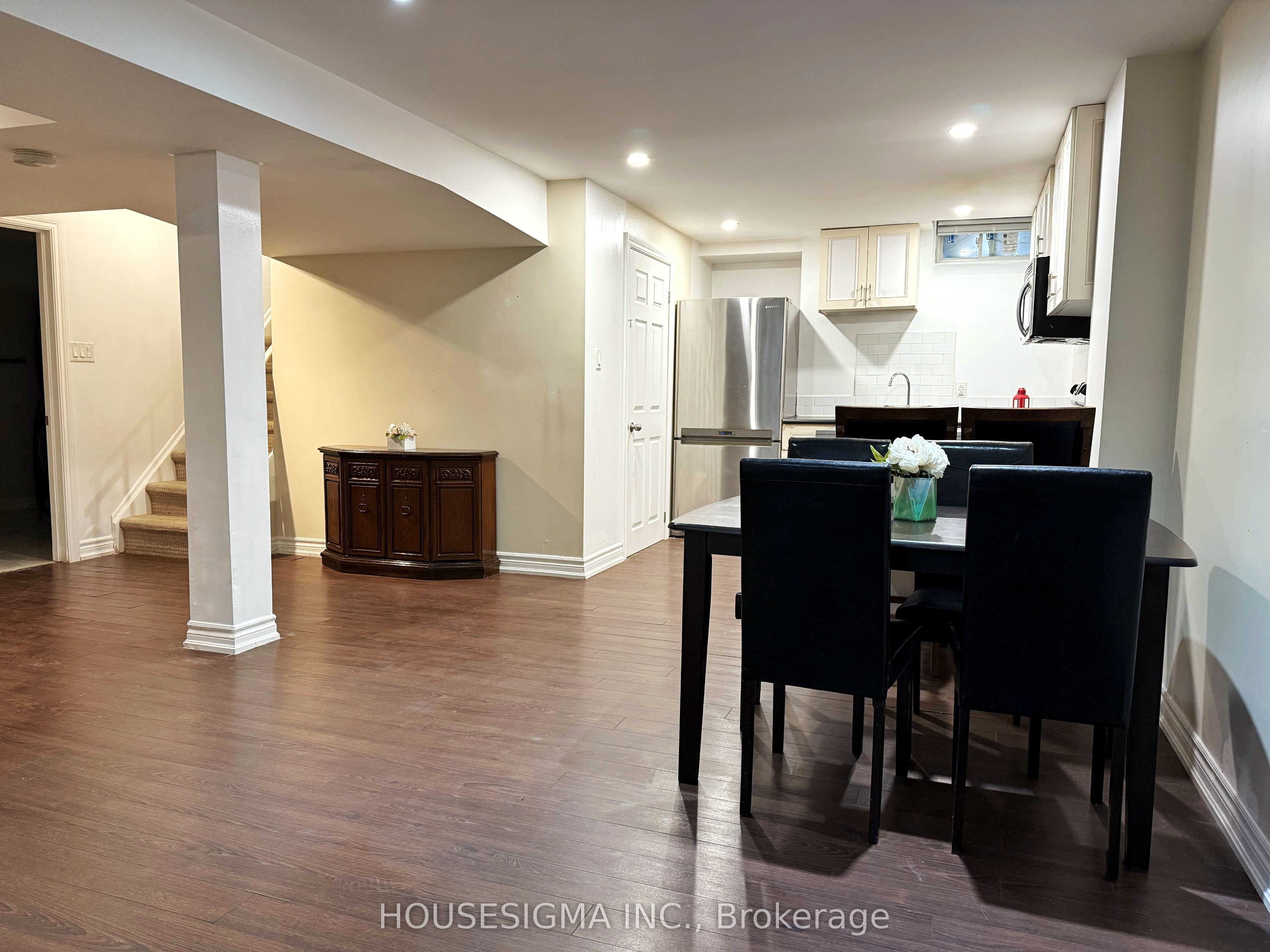 16 Mendys Forest Street Lower Property Photo 8