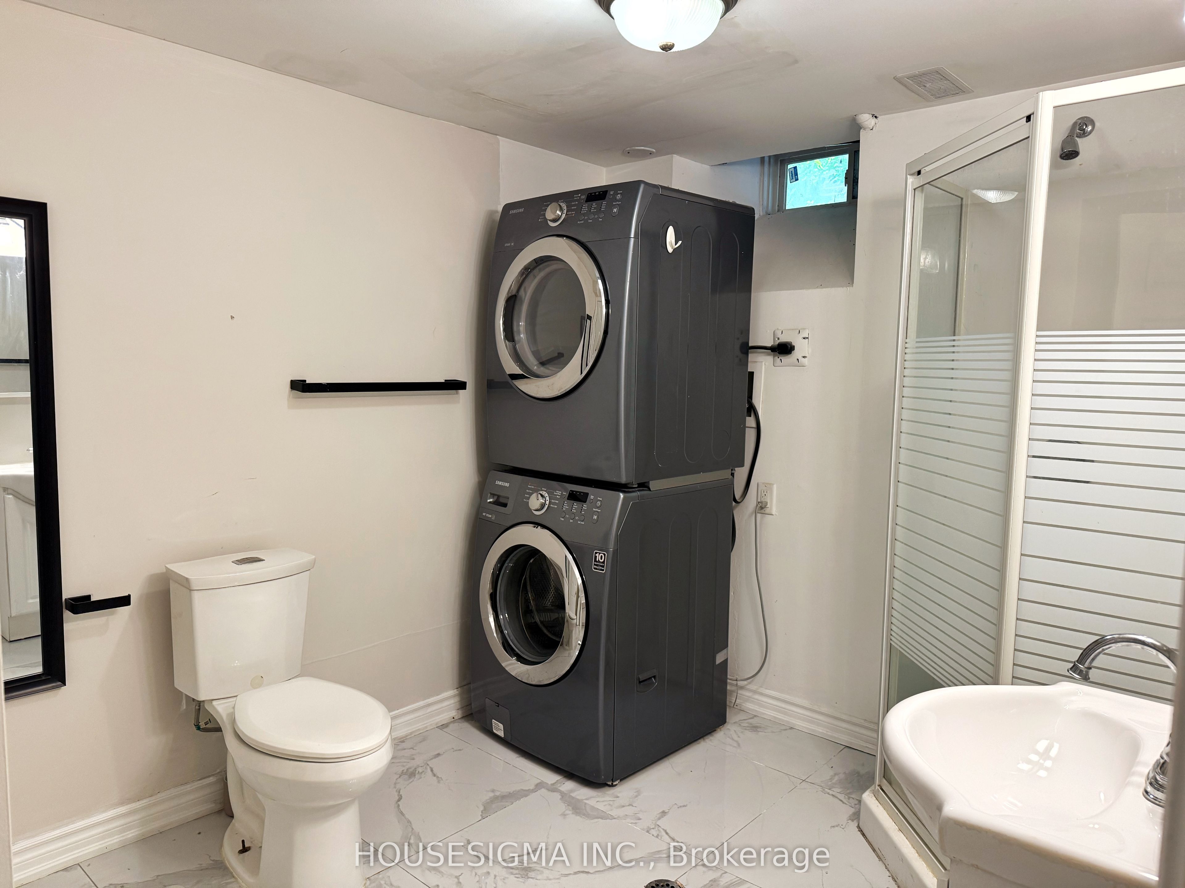 16 Mendys Forest Street Lower Property Photo 13