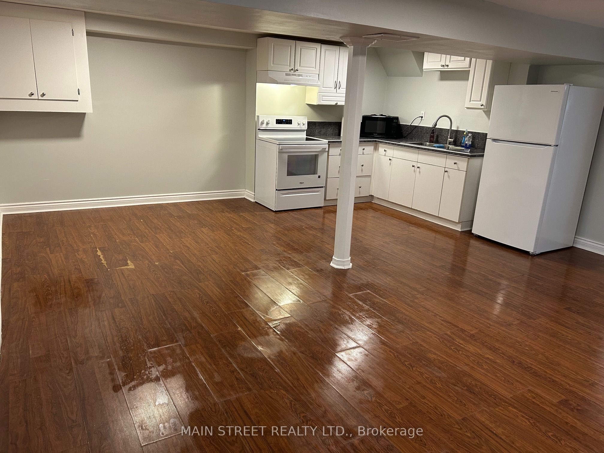 204 Cherrywood Drive Basement Property Photo 1