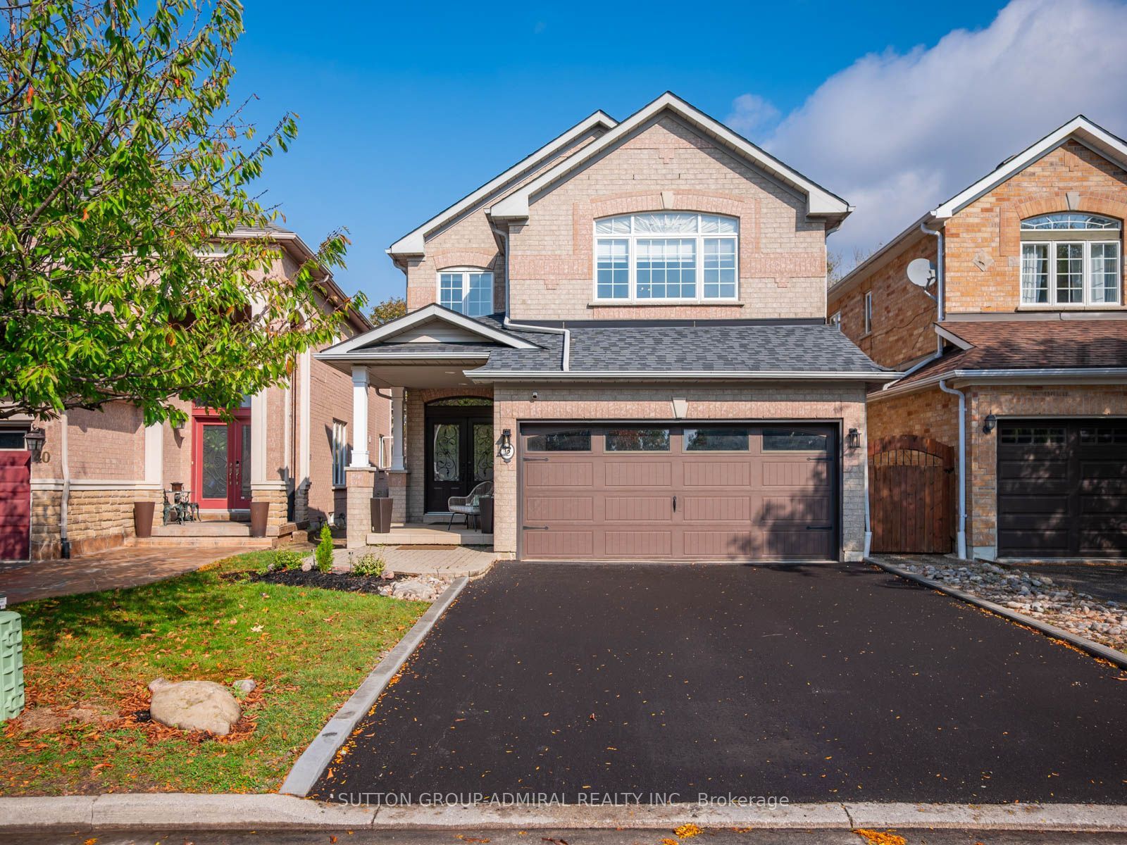 42 Lady Fern Drive Property Photo 1