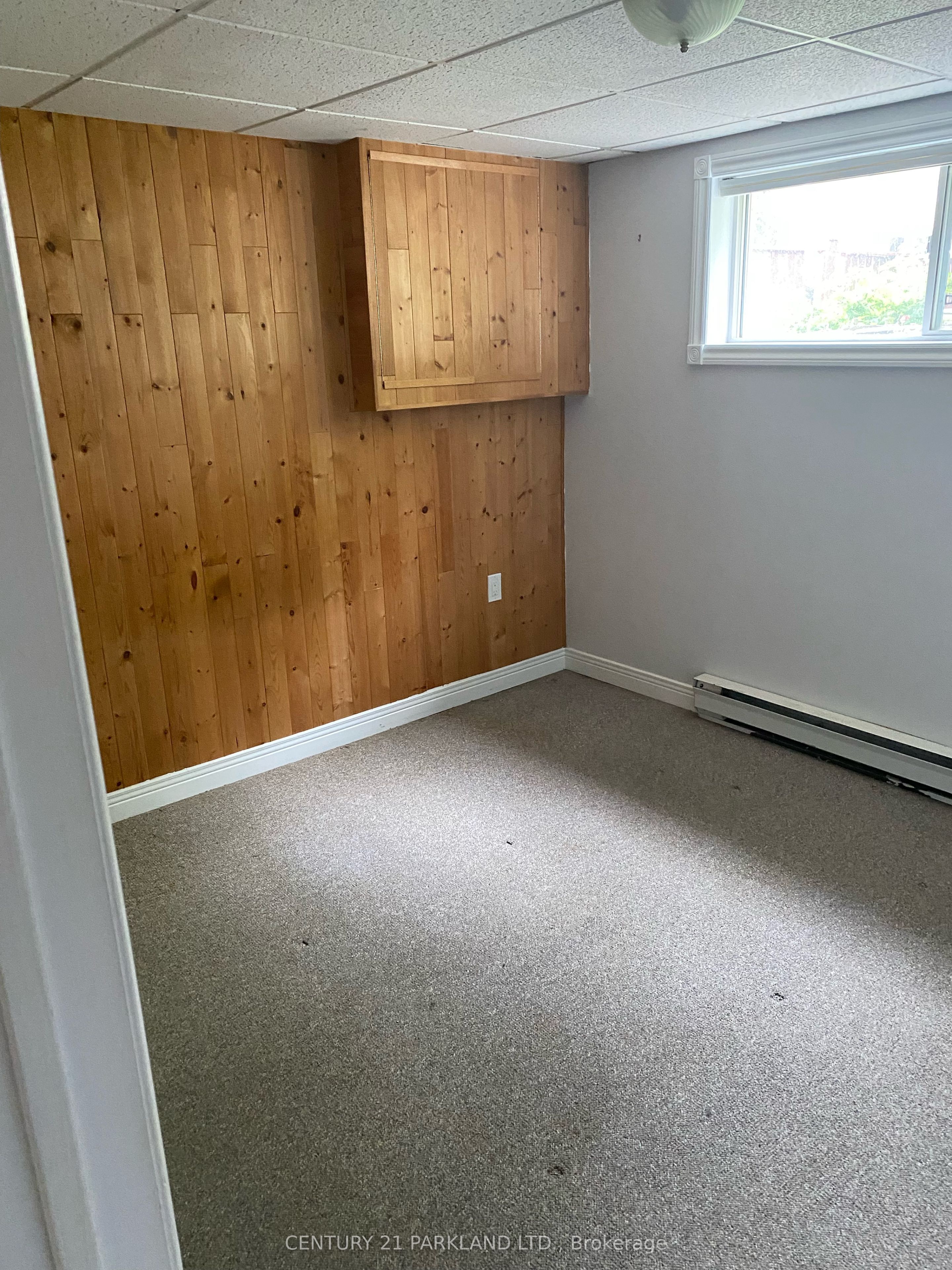 315 Forde Crescent Lower Level Property Photo 3