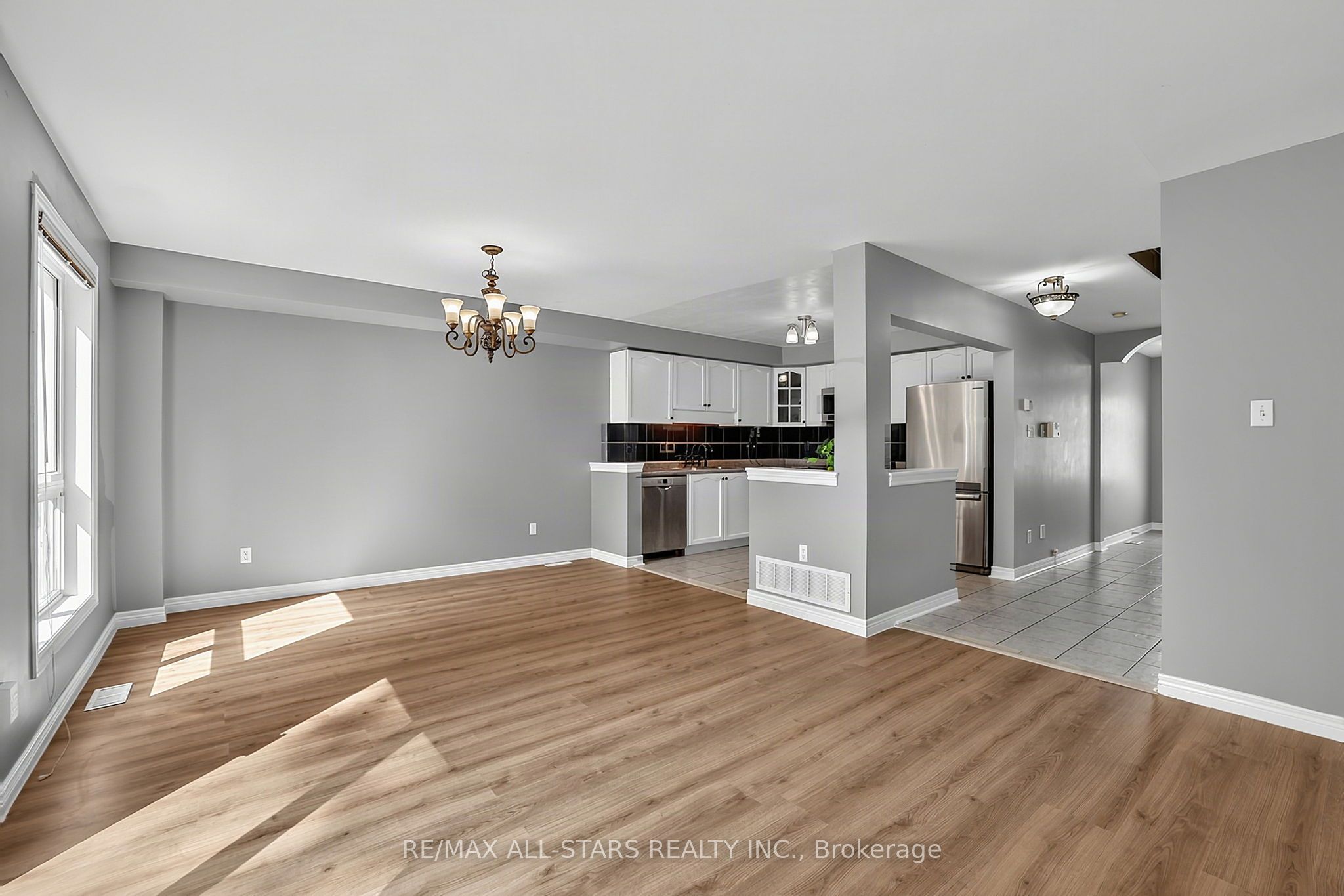 18 Lancaster Court Property Photo 11
