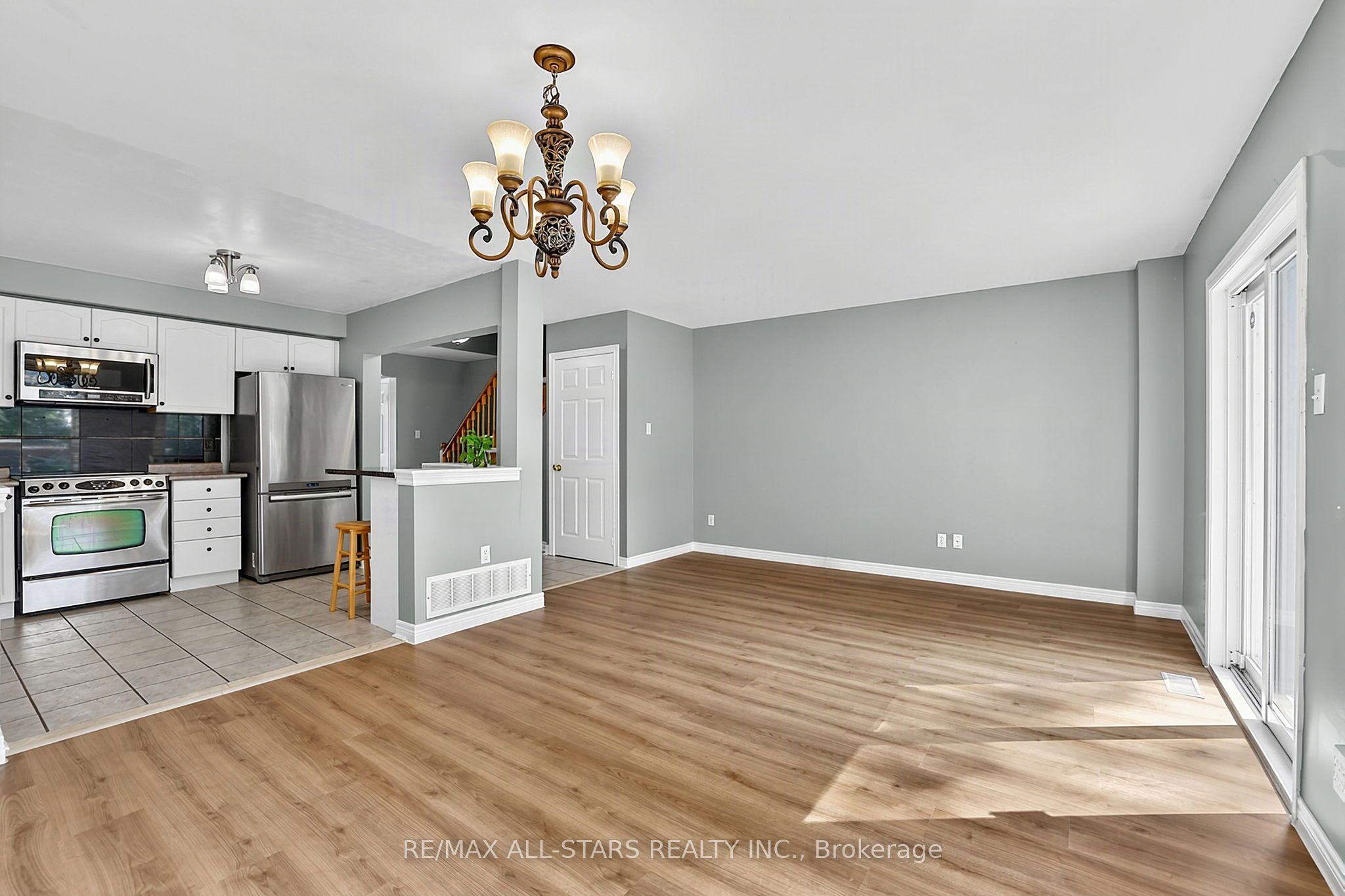 18 Lancaster Court Property Photo 13