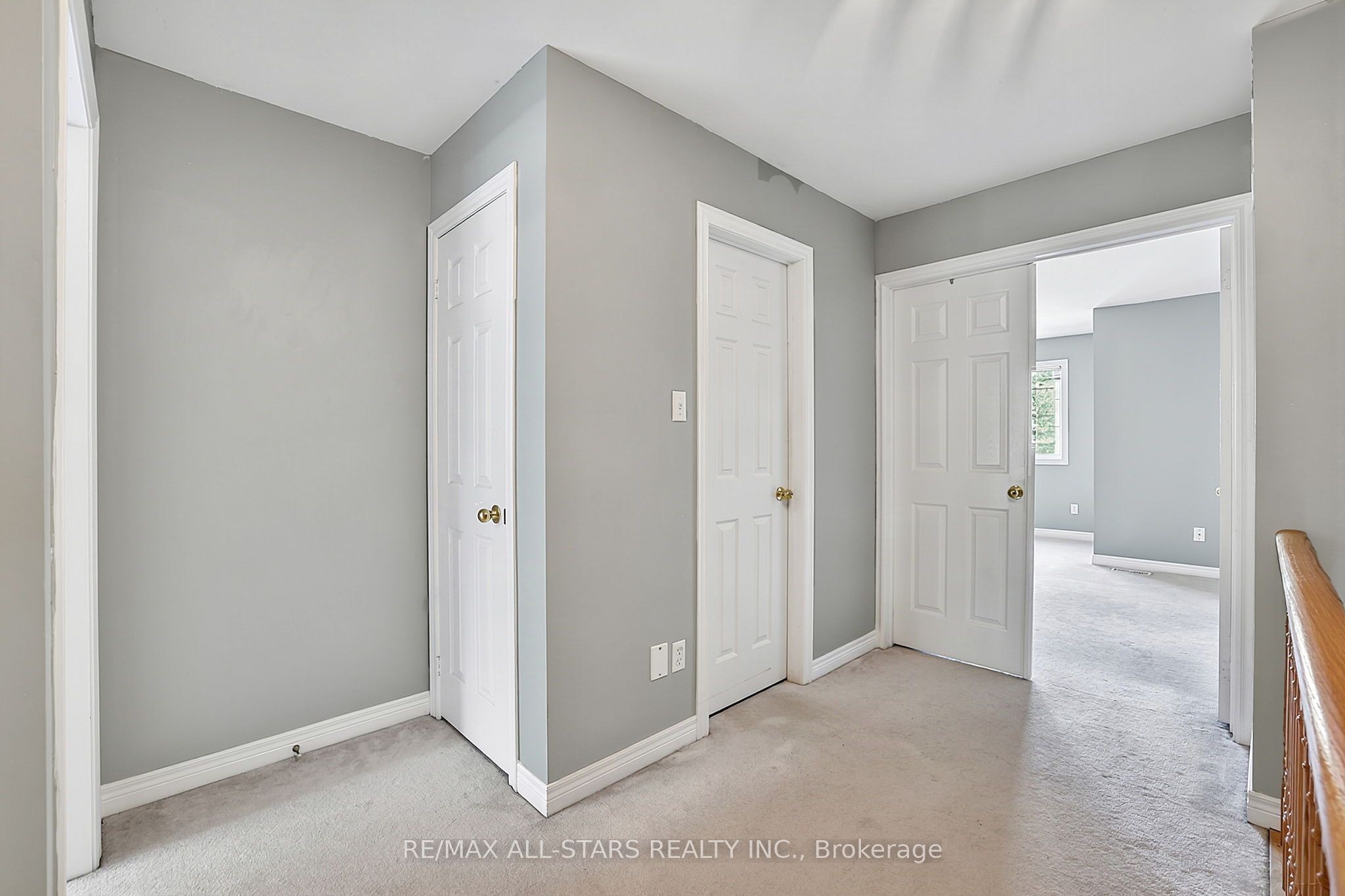 18 Lancaster Court Property Photo 15