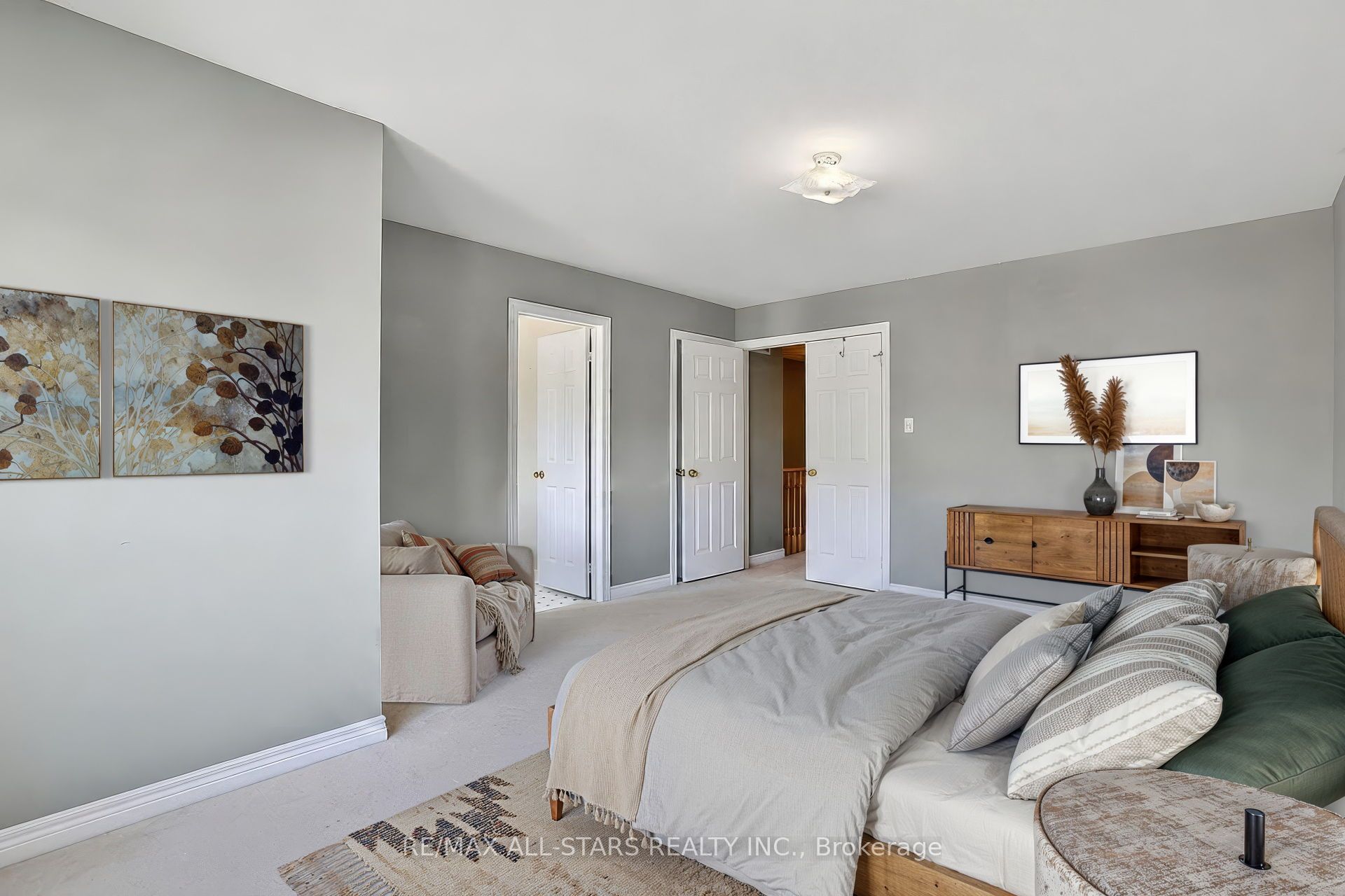 18 Lancaster Court Property Photo 18