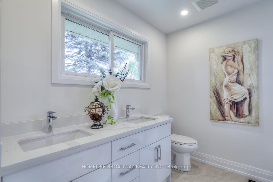 5875 19th Avenue Property Photo 15