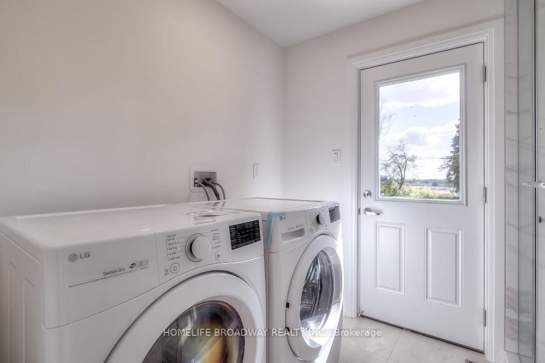 5875 19th Avenue Property Photo 20