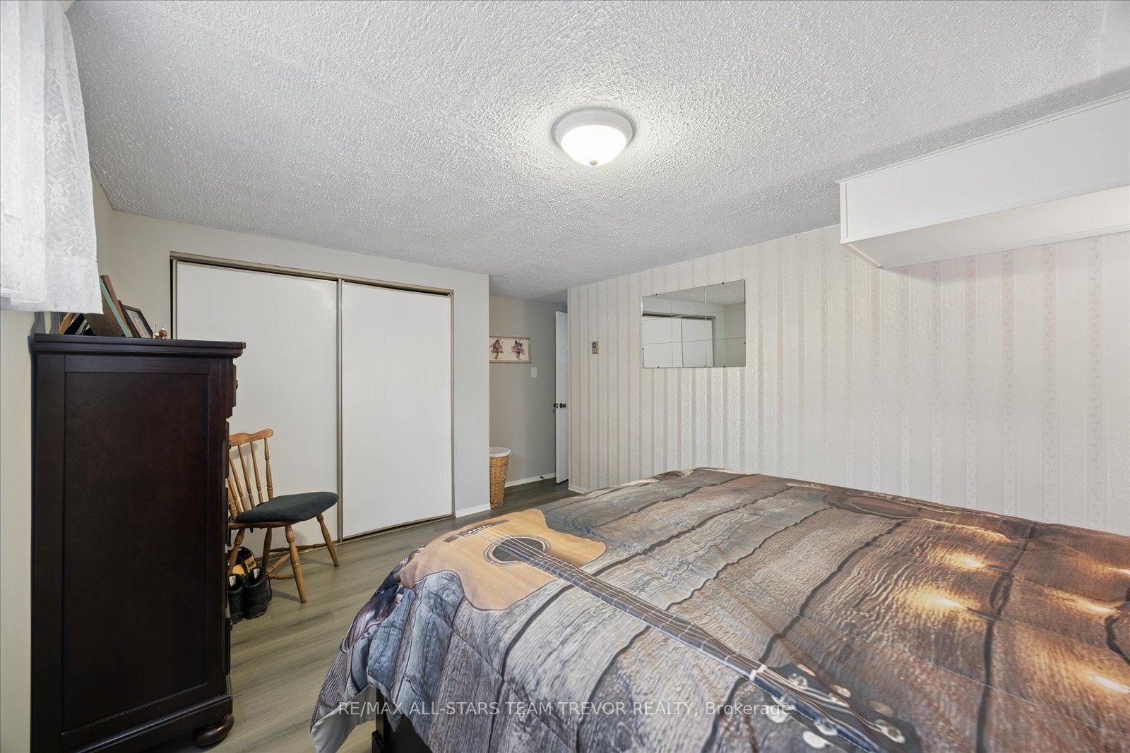 6497 6th Line Property Photo 31