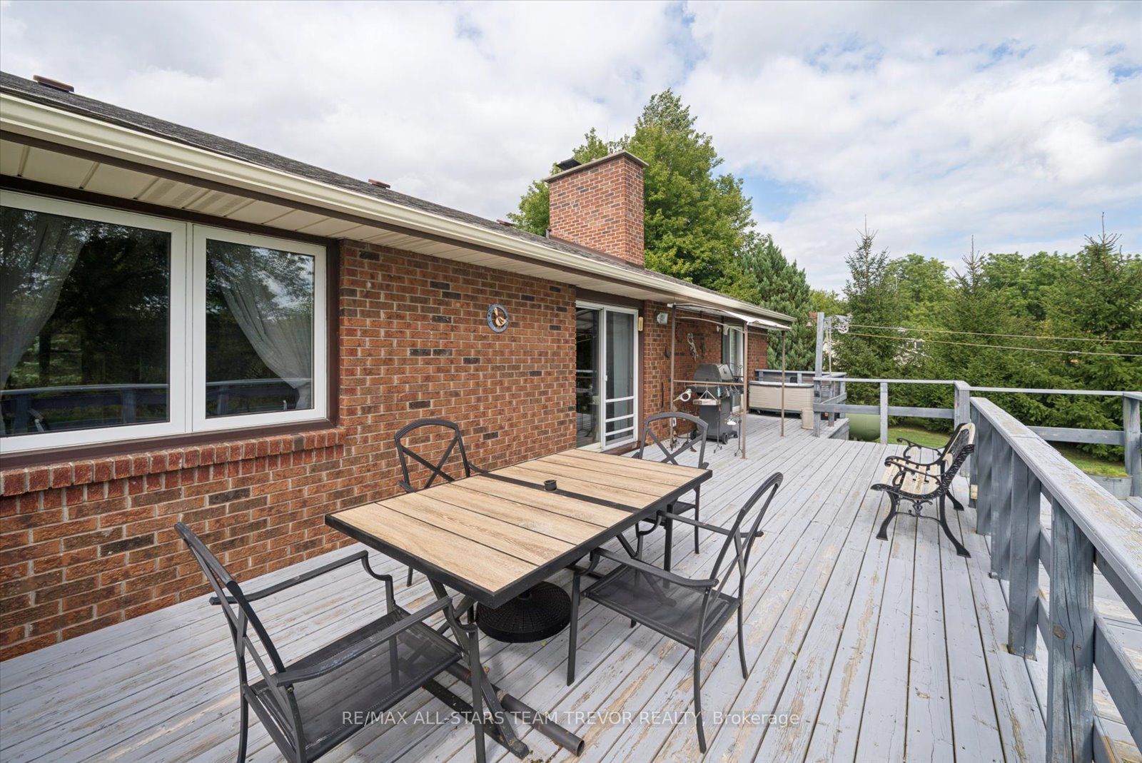 6497 6th Line Property Photo 41