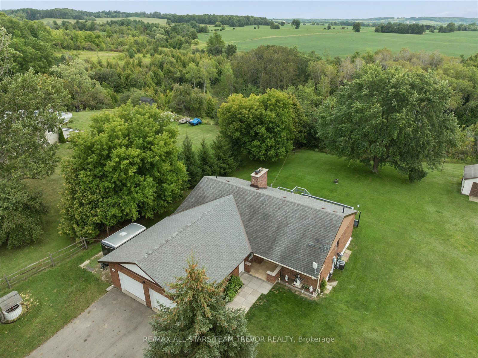 6497 6th Line Property Photo 46