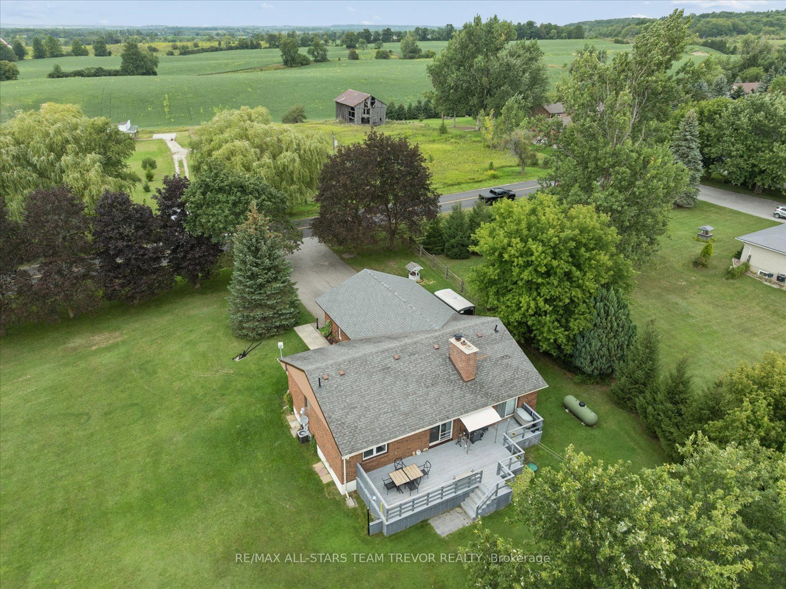 6497 6th Line Property Photo 48
