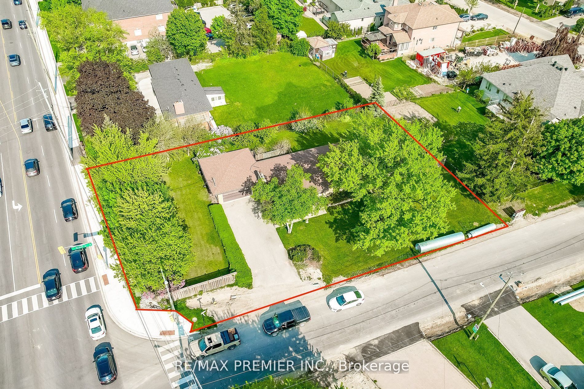 1 Gram Street Property Photo 2