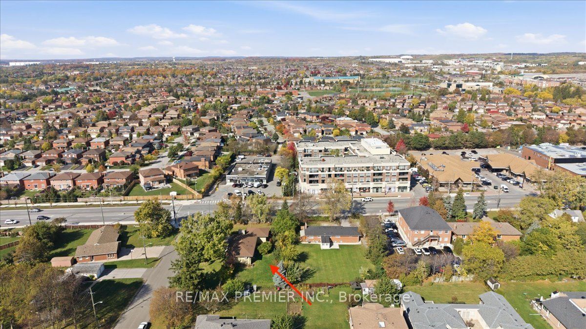 1 Gram Street Property Photo 40