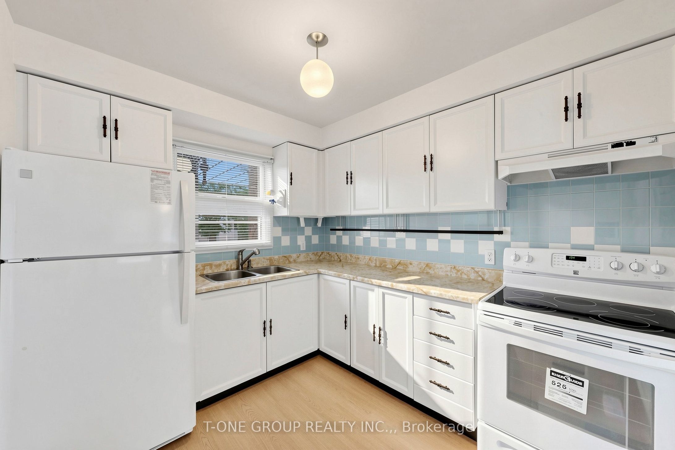 21 Madsen Crescent Property Photo 7