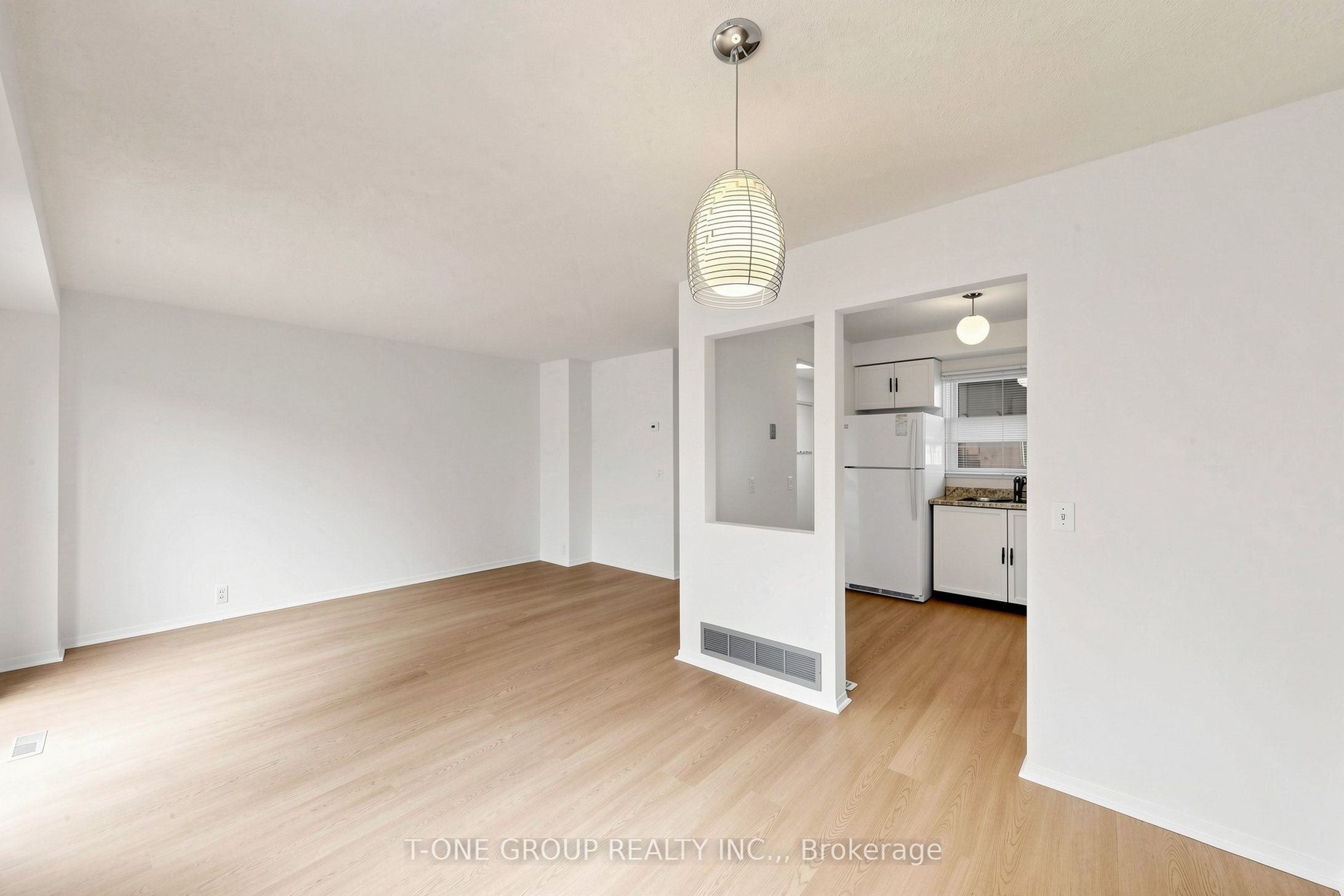 21 Madsen Crescent Property Photo 8