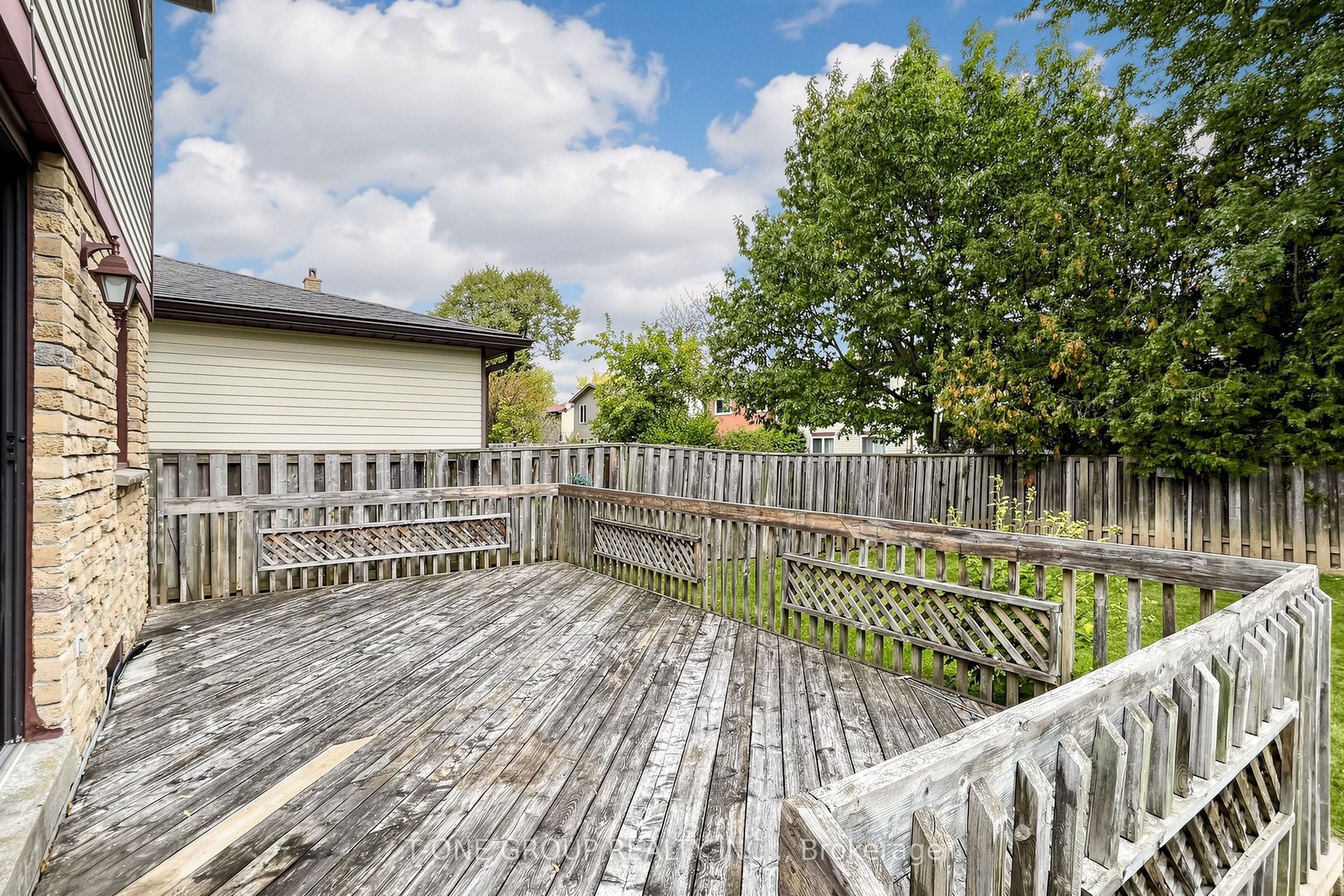 21 Madsen Crescent Property Photo 19