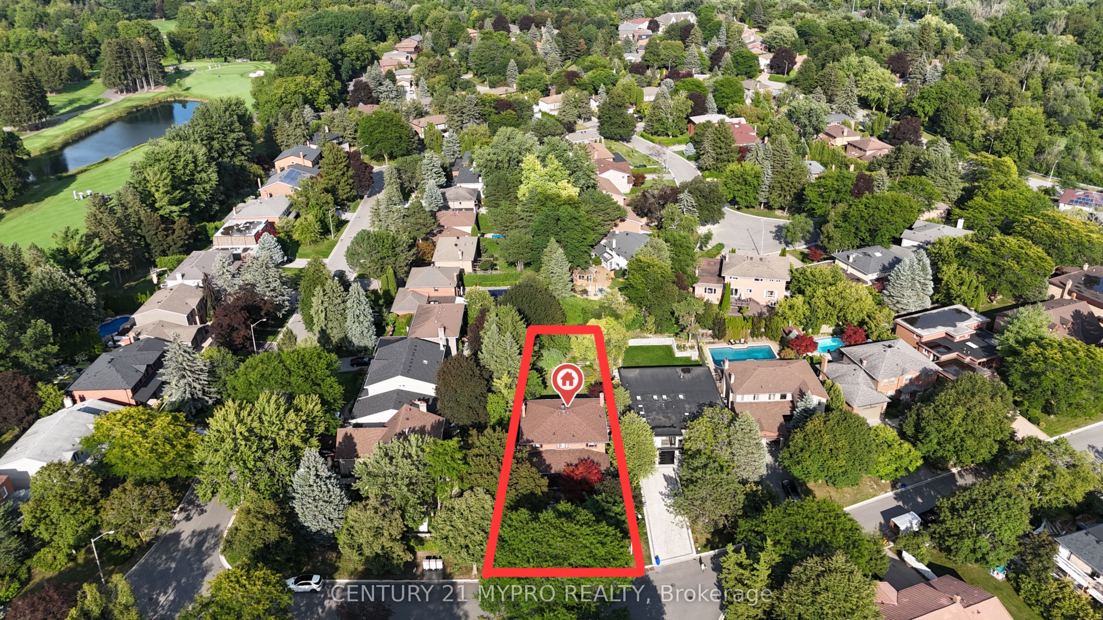 23 Forest Park Crescent Property Photo 2