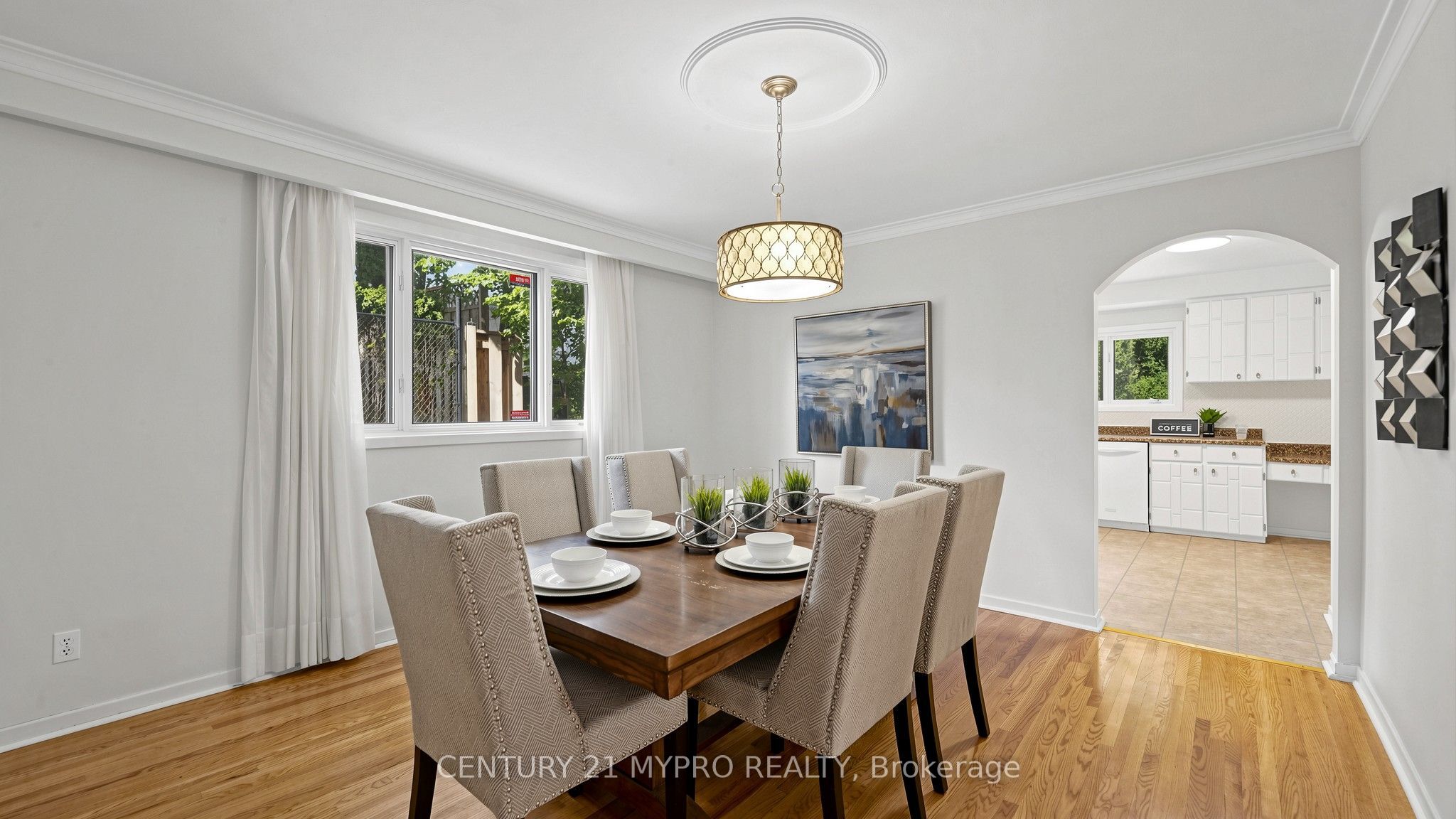 23 Forest Park Crescent Property Photo 9