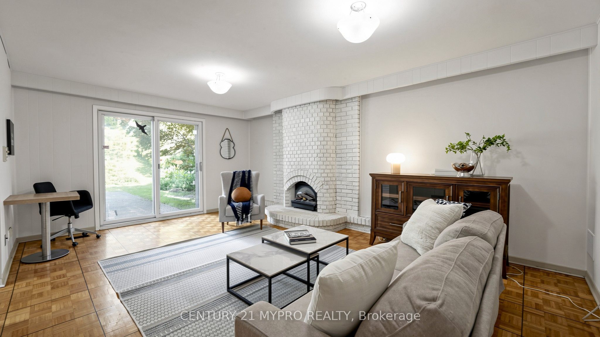 23 Forest Park Crescent Property Photo 12