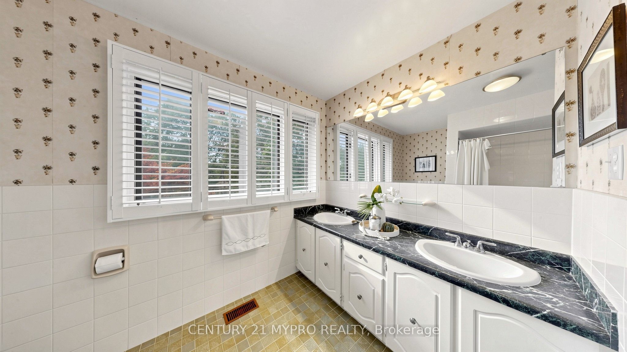 23 Forest Park Crescent Property Photo 23