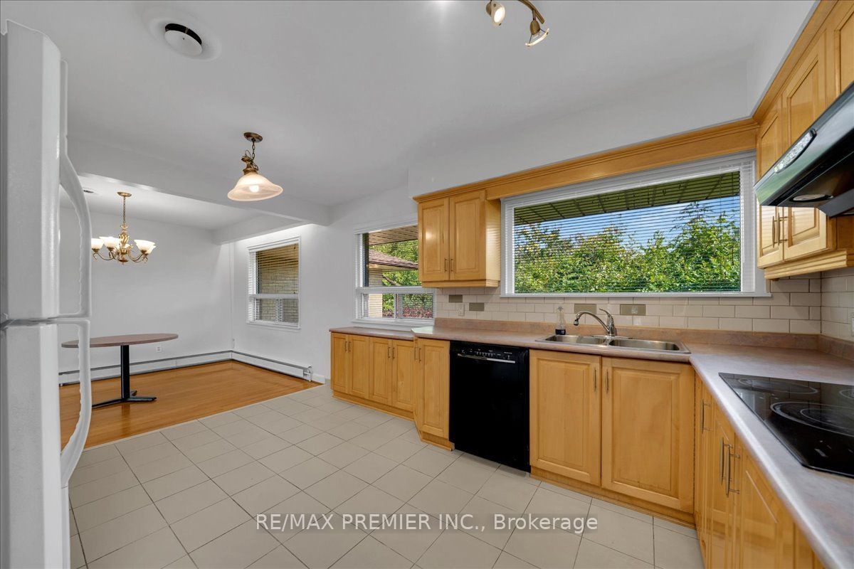 1 Gram Street Property Photo 19