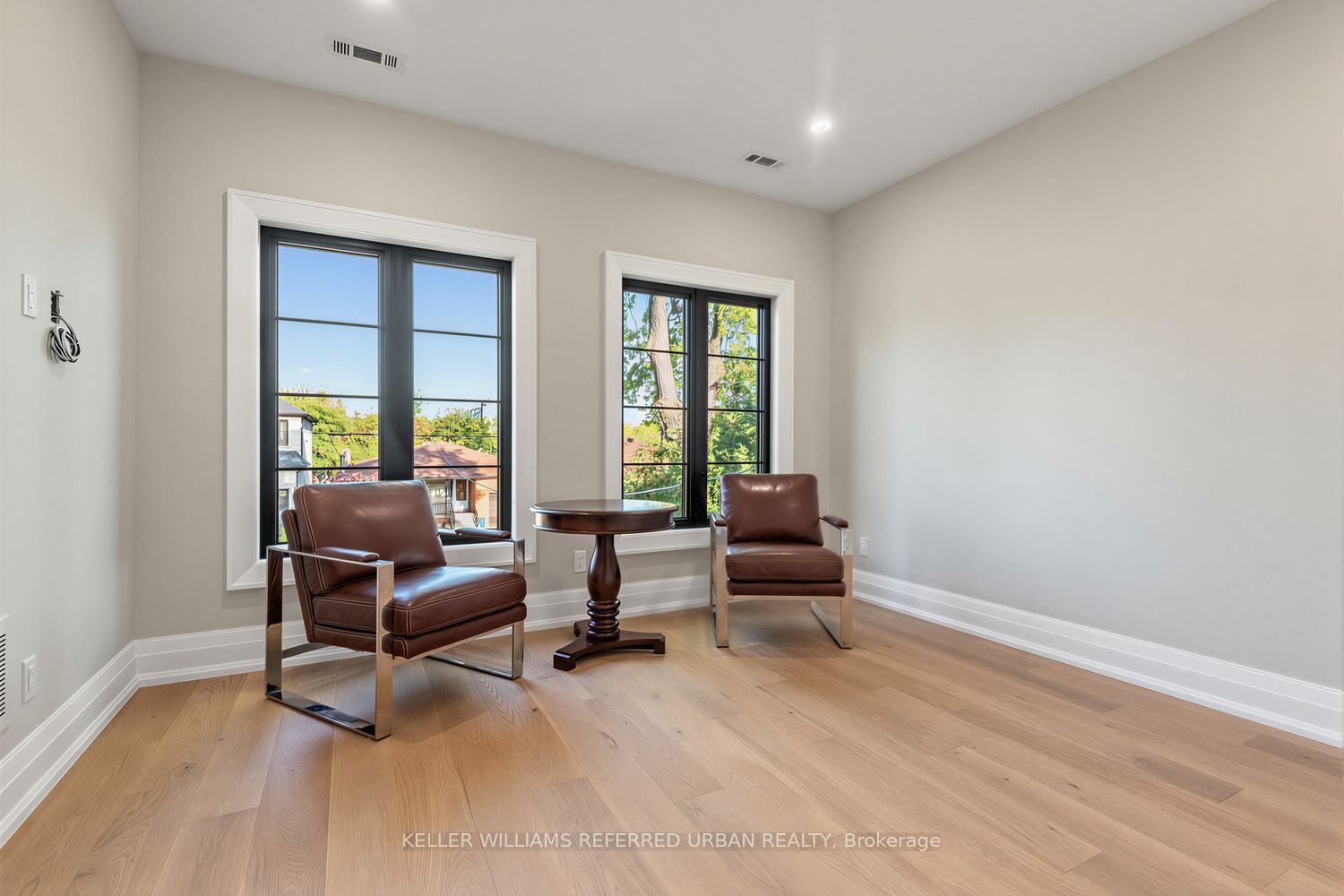 160 Lawrence Avenue Property Photo 37