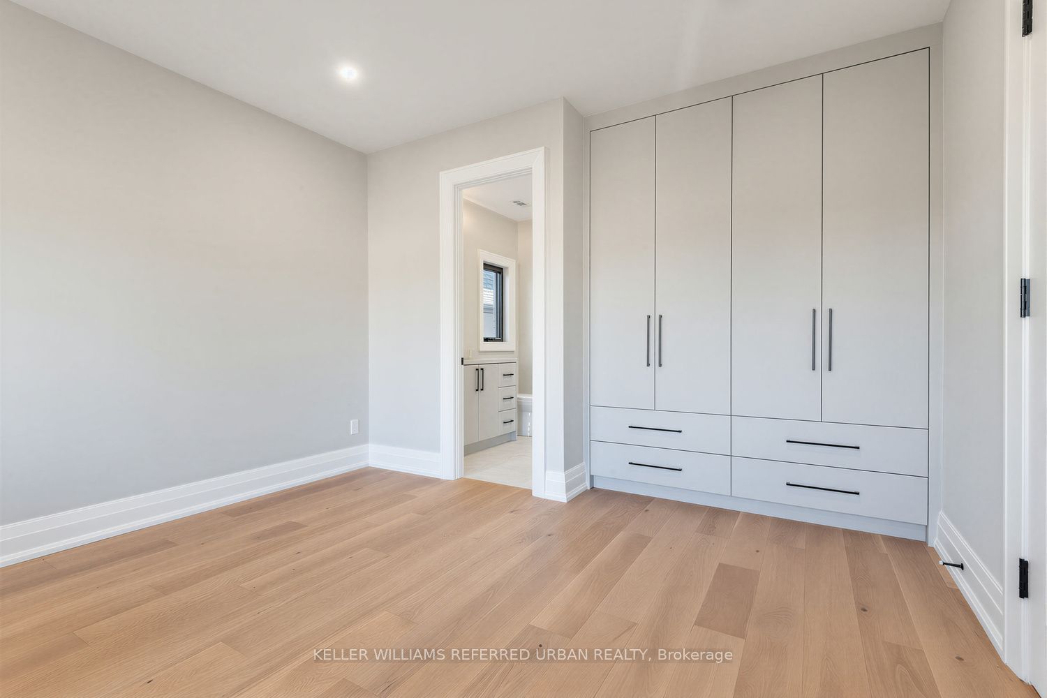 160 Lawrence Avenue Property Photo 38