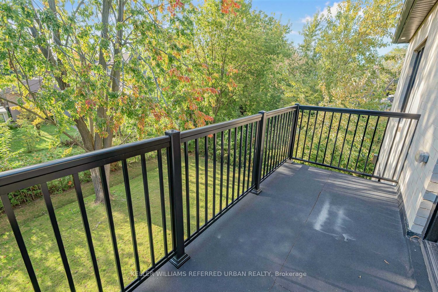 160 Lawrence Avenue Property Photo 45