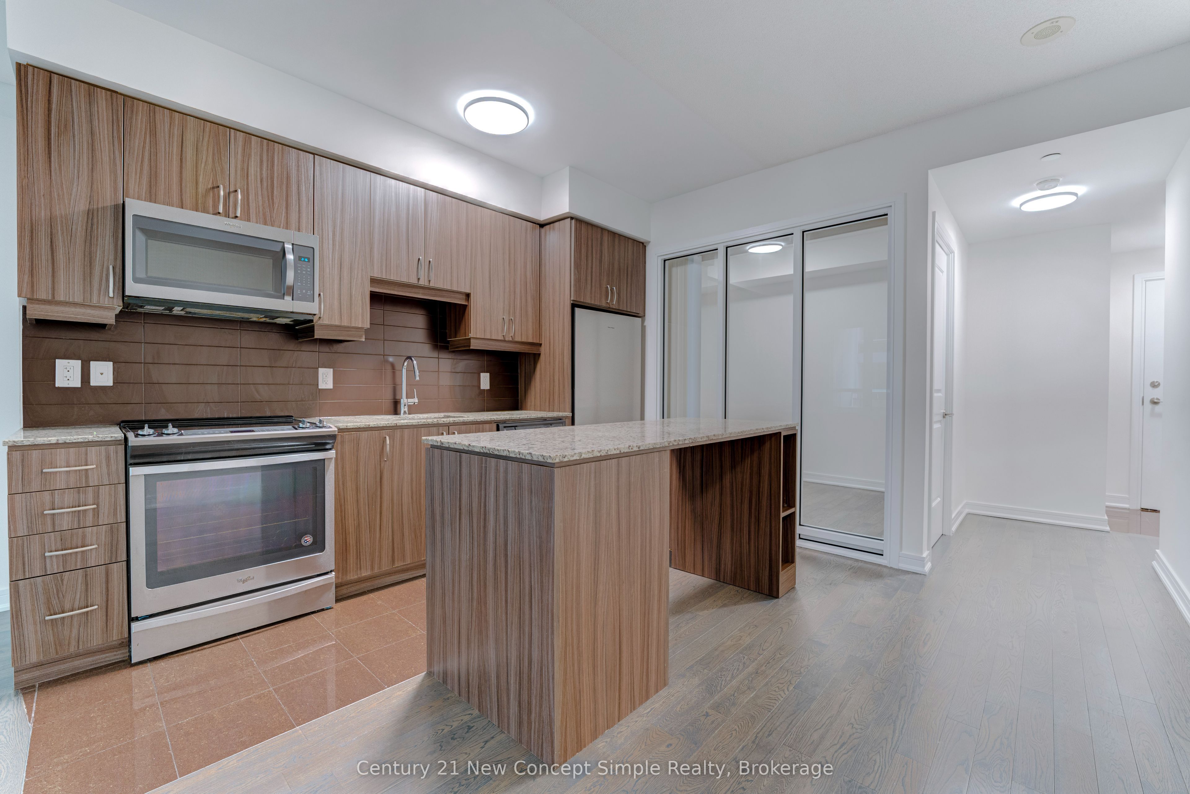 9205 Yonge Street 210 Property Photo 10