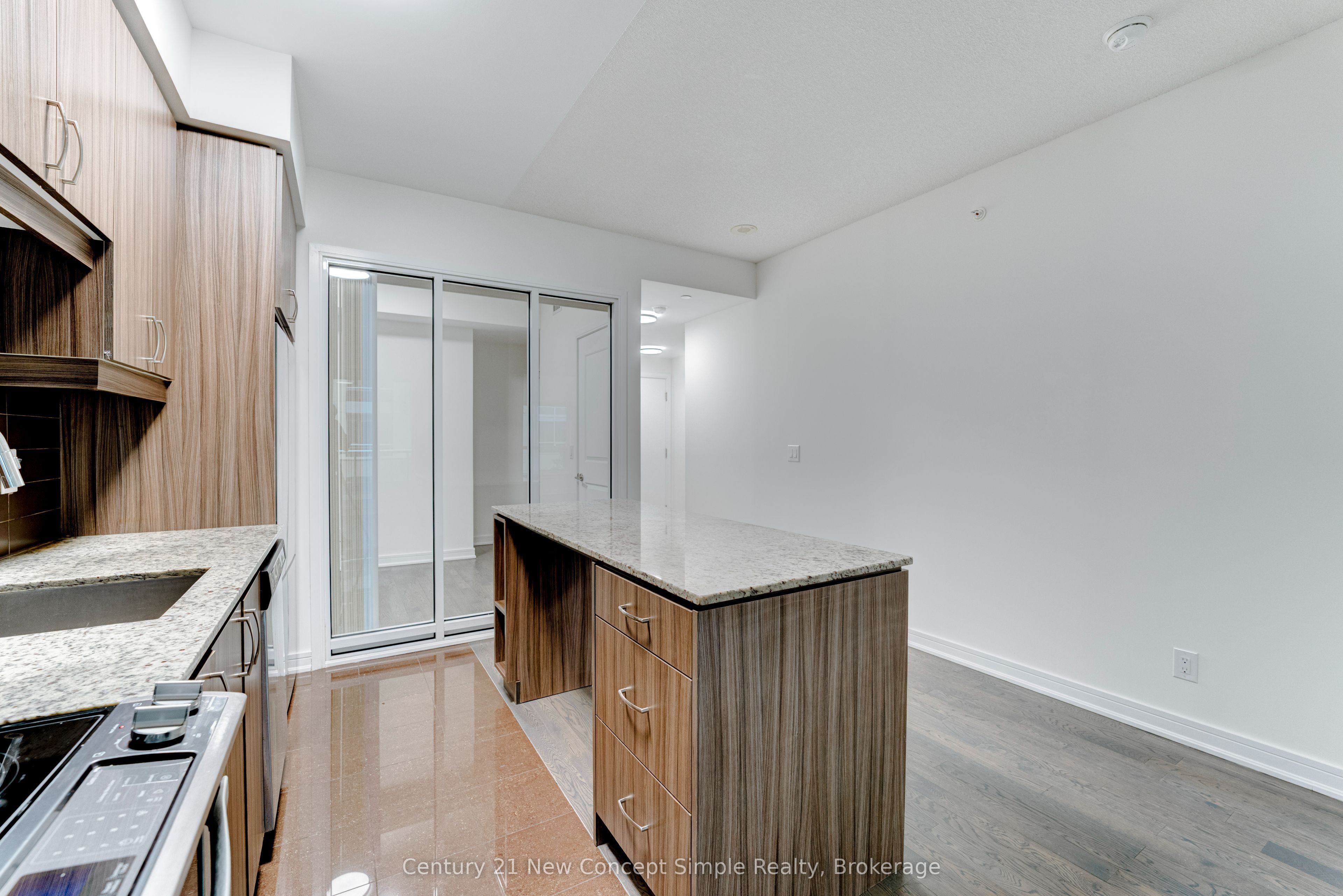 9205 Yonge Street 210 Property Photo 11