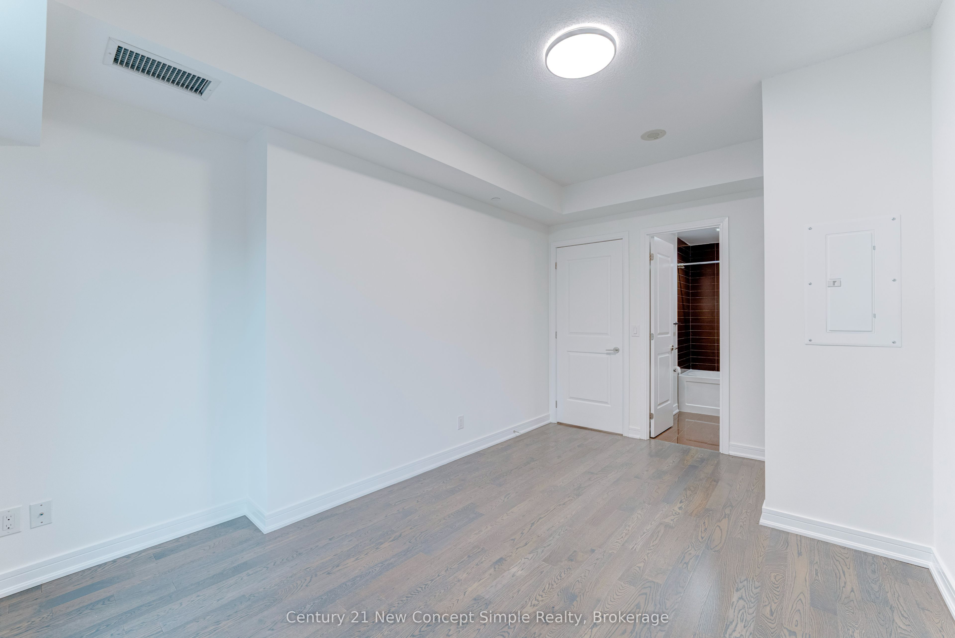 9205 Yonge Street 210 Property Photo 20